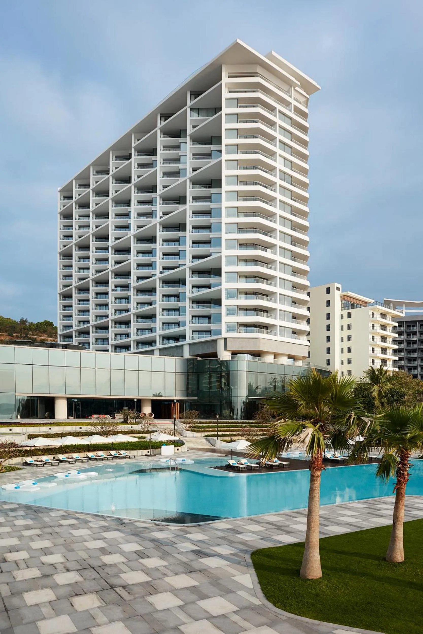 Property building in The Shanhaitian Resort Sanya, Autograph Collection