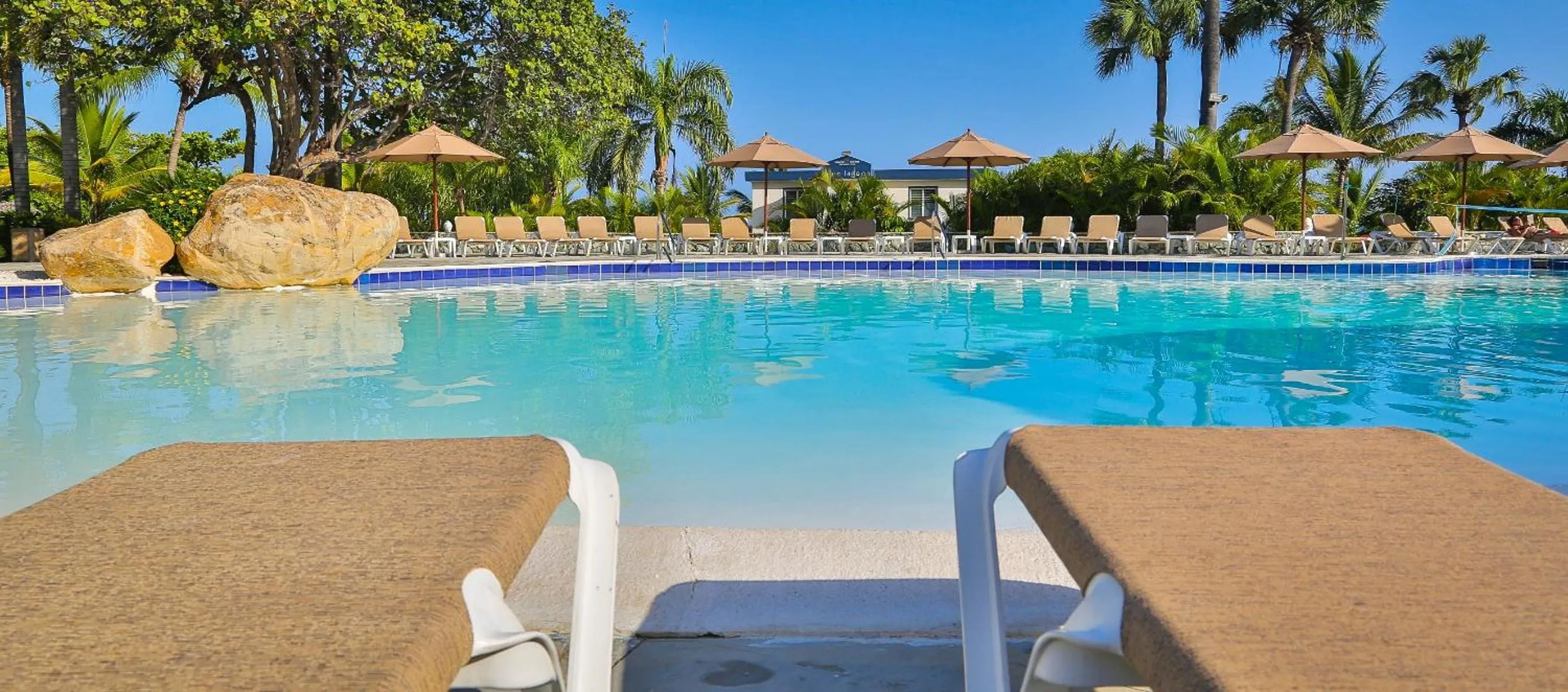 Swimming pool in Lifestyle Tropical Beach Resort & Spa All Inclusive