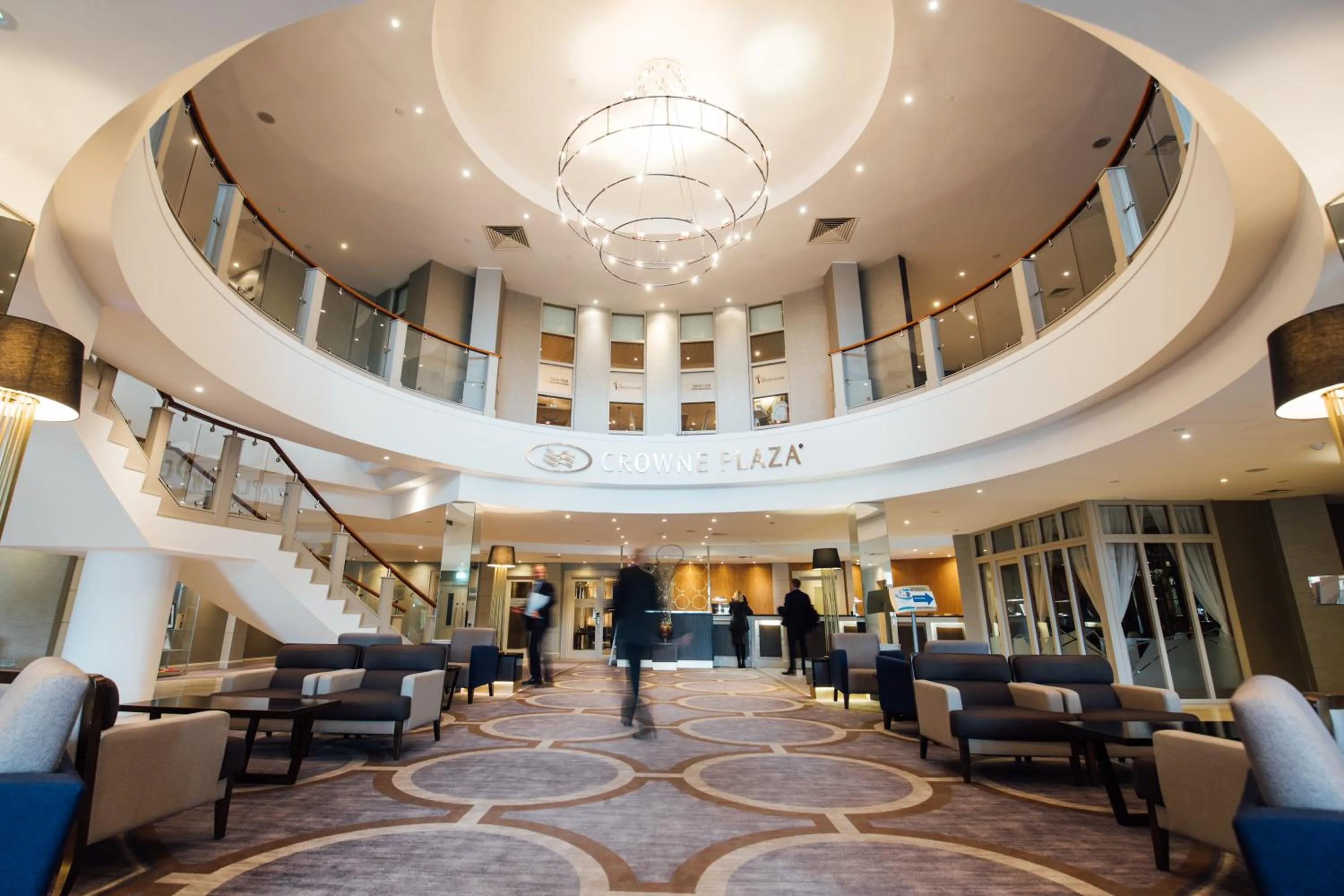 Lobby or reception in Crowne Plaza - Belfast by IHG
