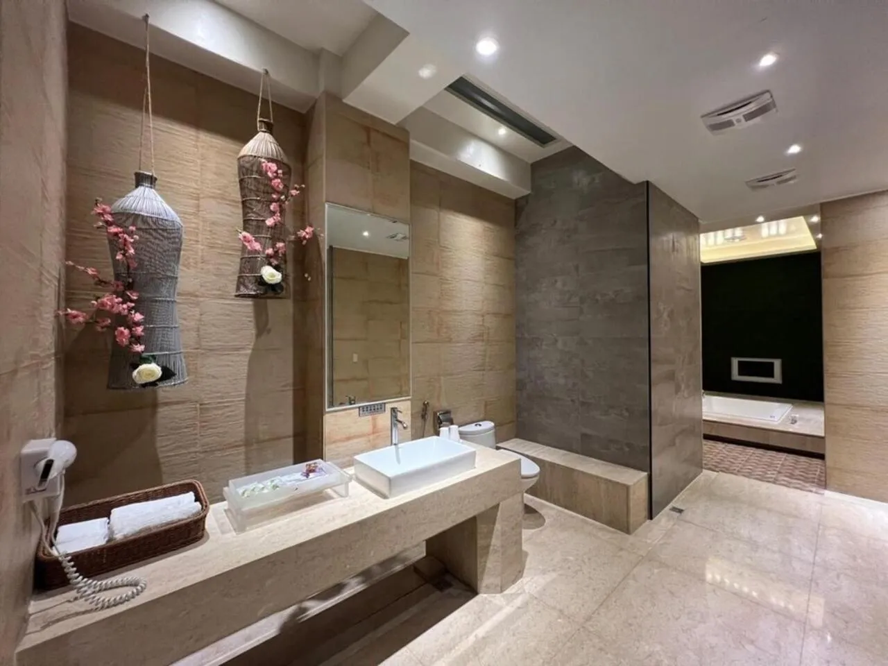 Bathroom in Aquarius Motel