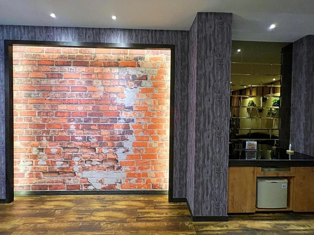 Photo of the whole room in Aquarius Motel