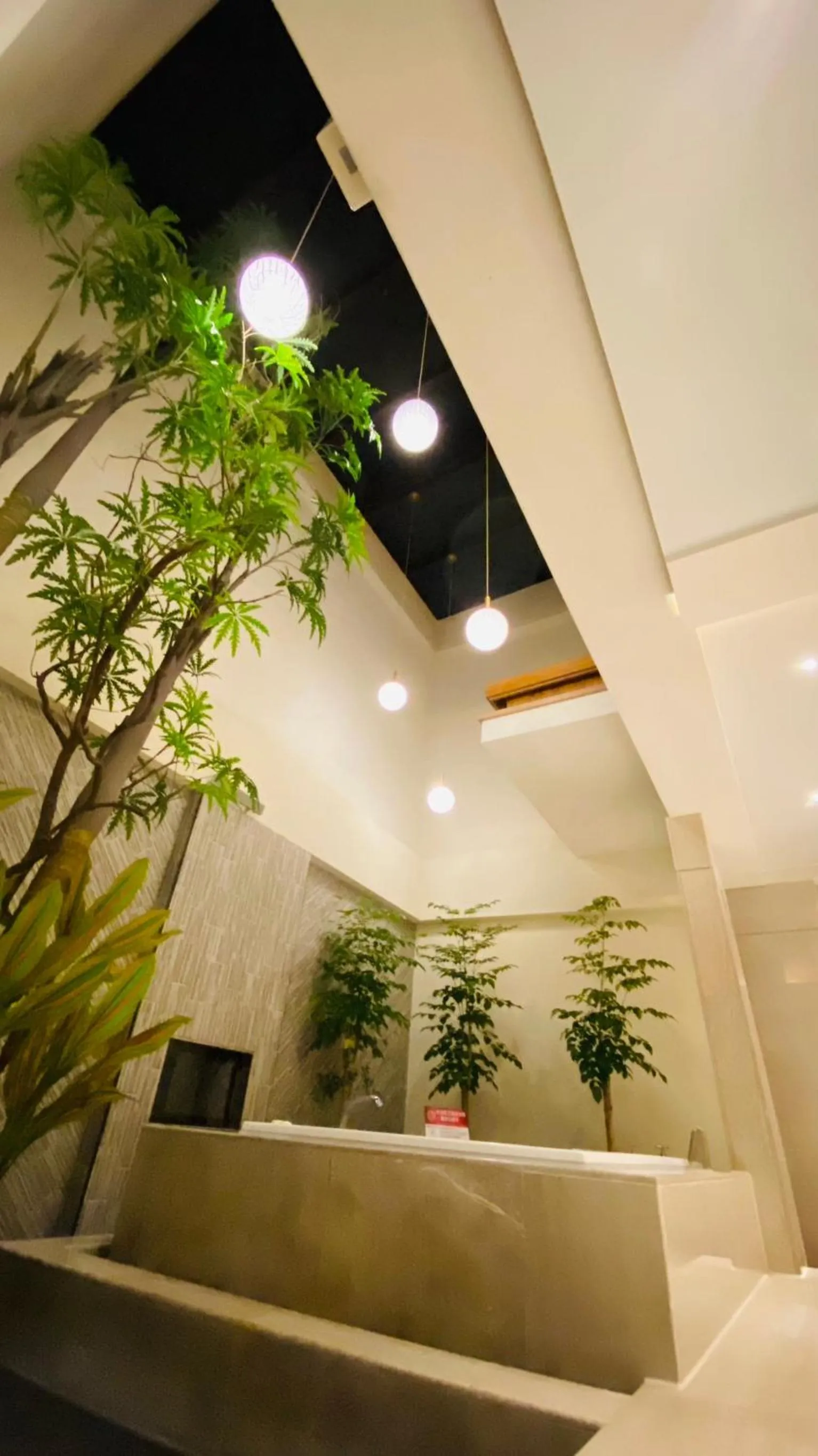 Bathroom in Aquarius Motel