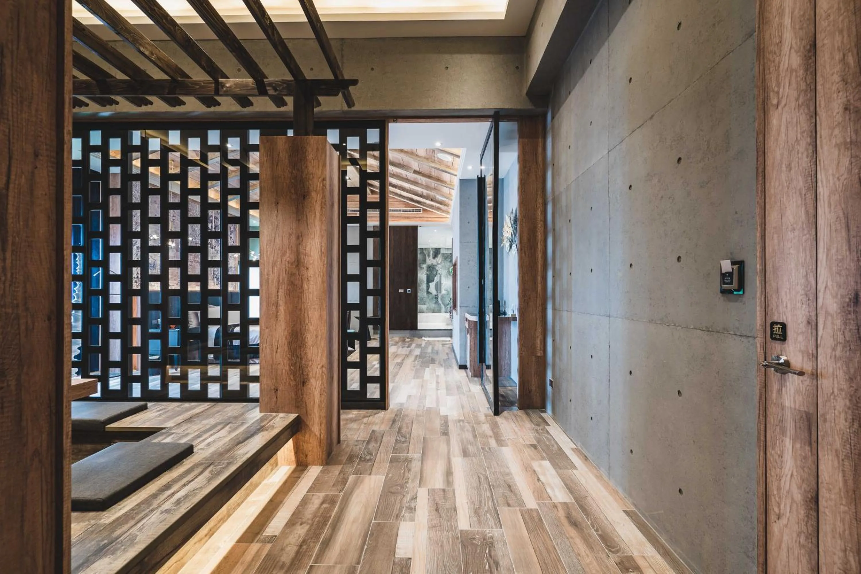 Photo of the whole room, Bed in Aquarius Motel