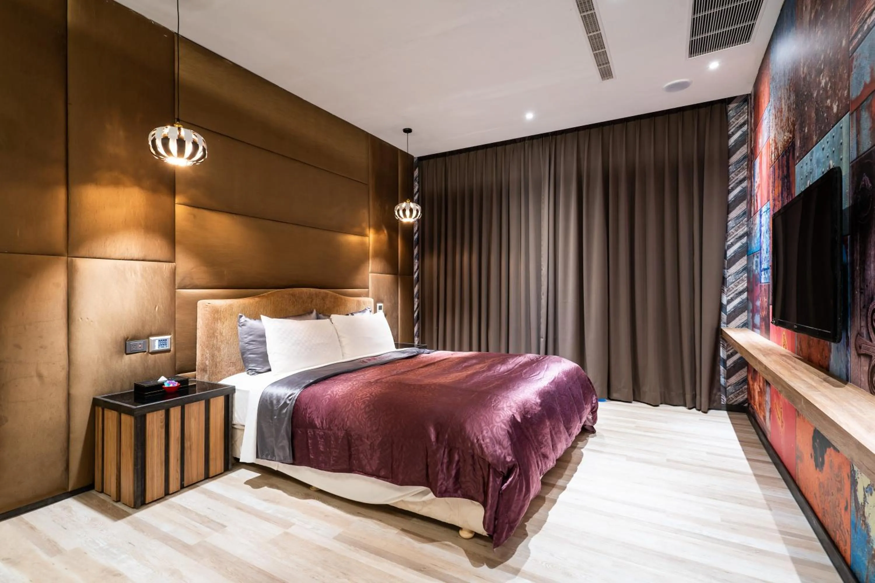 Photo of the whole room, Bed in Aquarius Motel