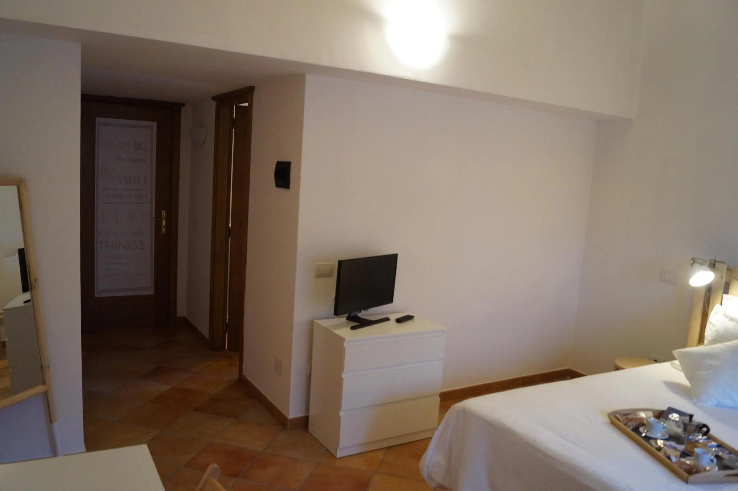 Bathroom, Bed in Bonjour Bonheur