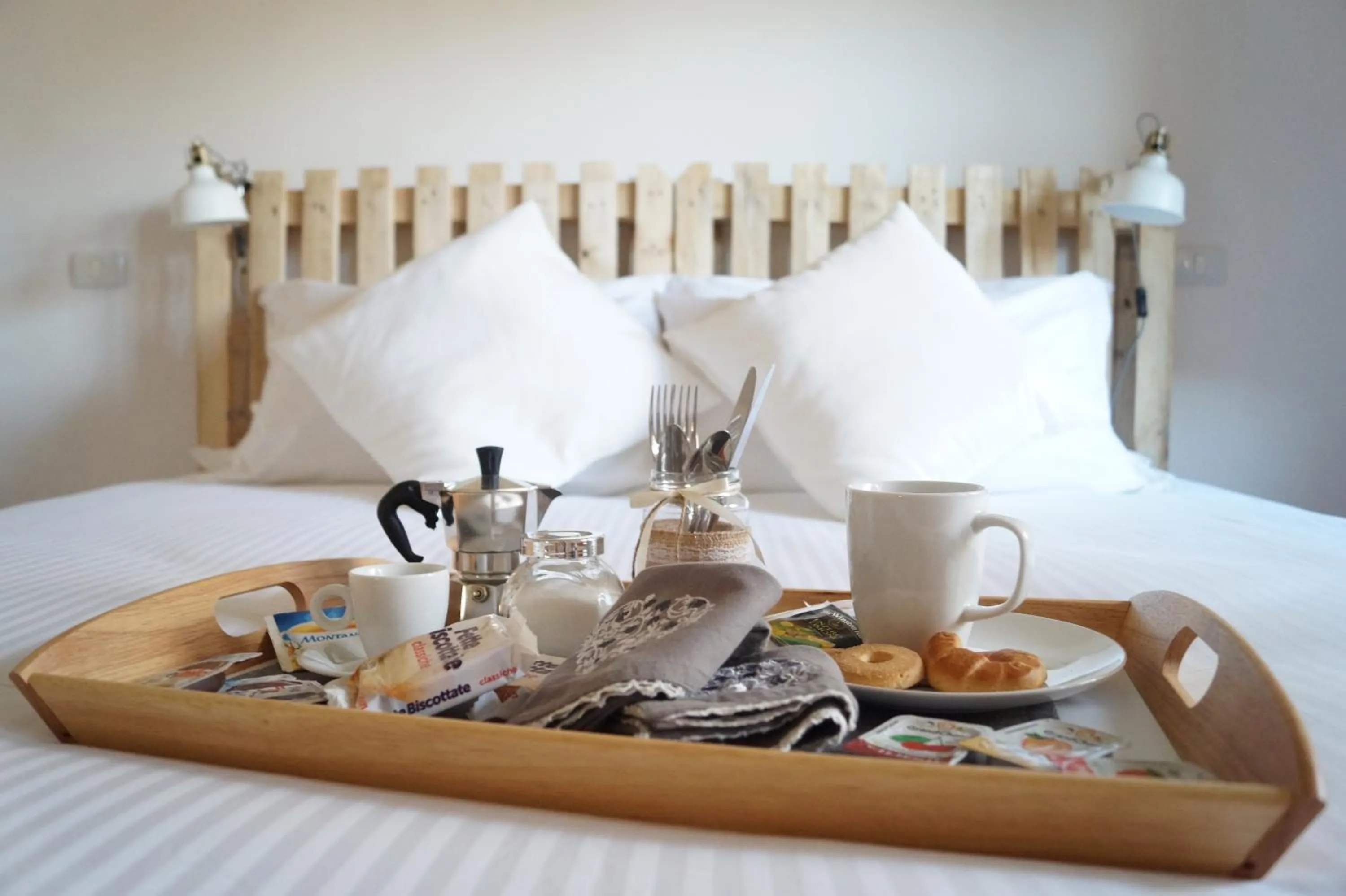 Food and drinks, Bed in Bonjour Bonheur