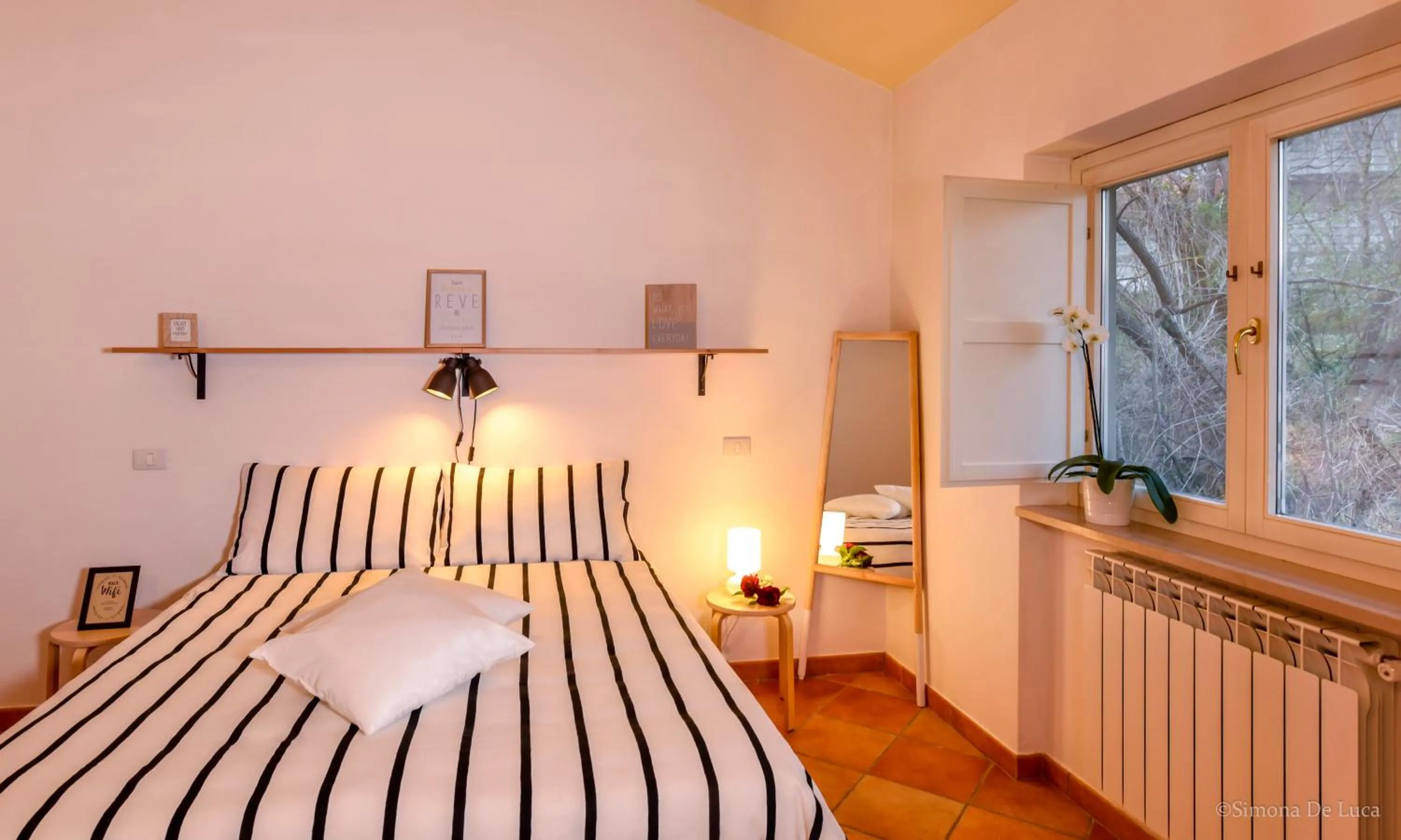 Bedroom, Bed in Bonjour Bonheur