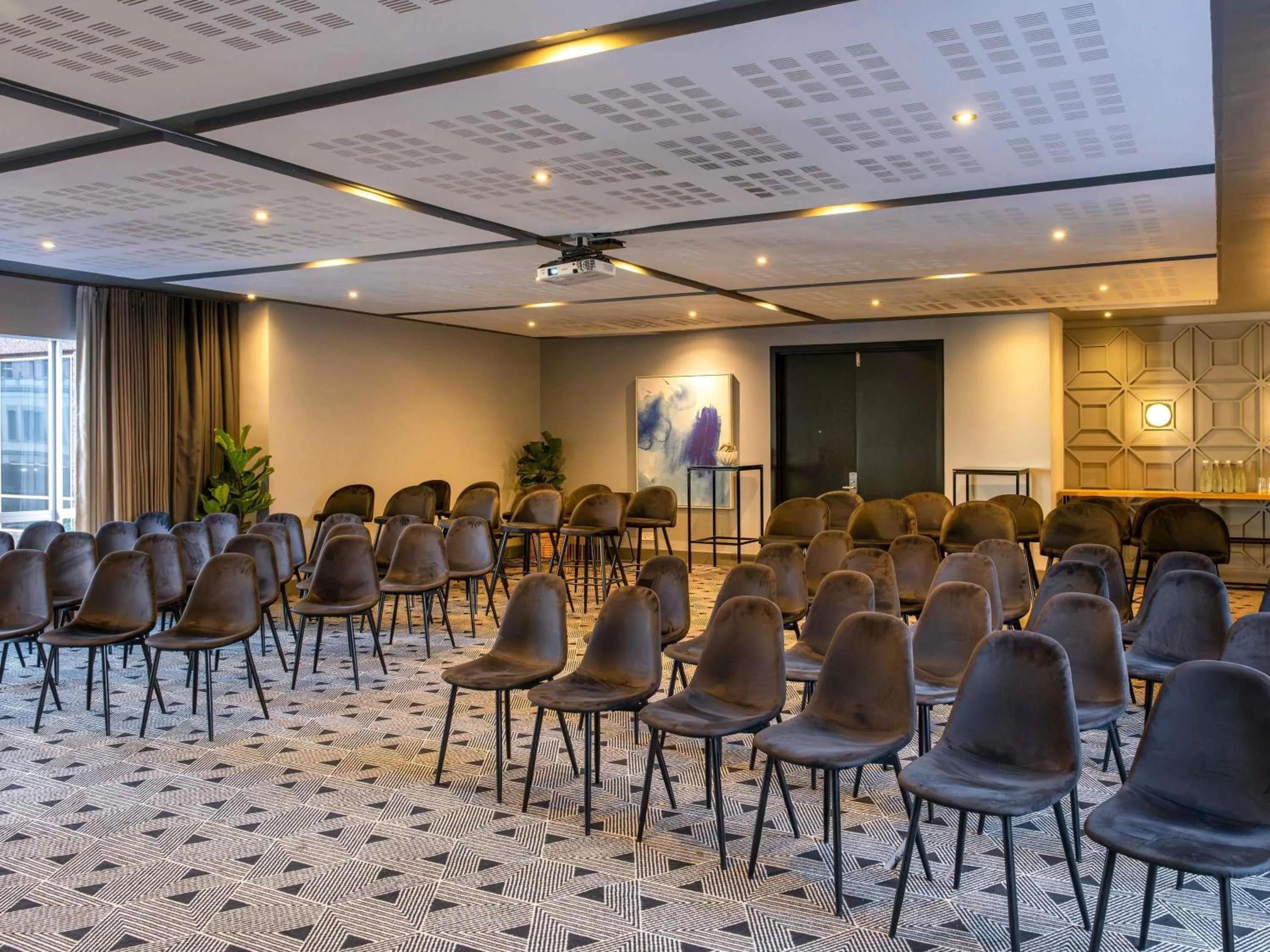 Meeting/conference room in Pullman Cape Town City Centre