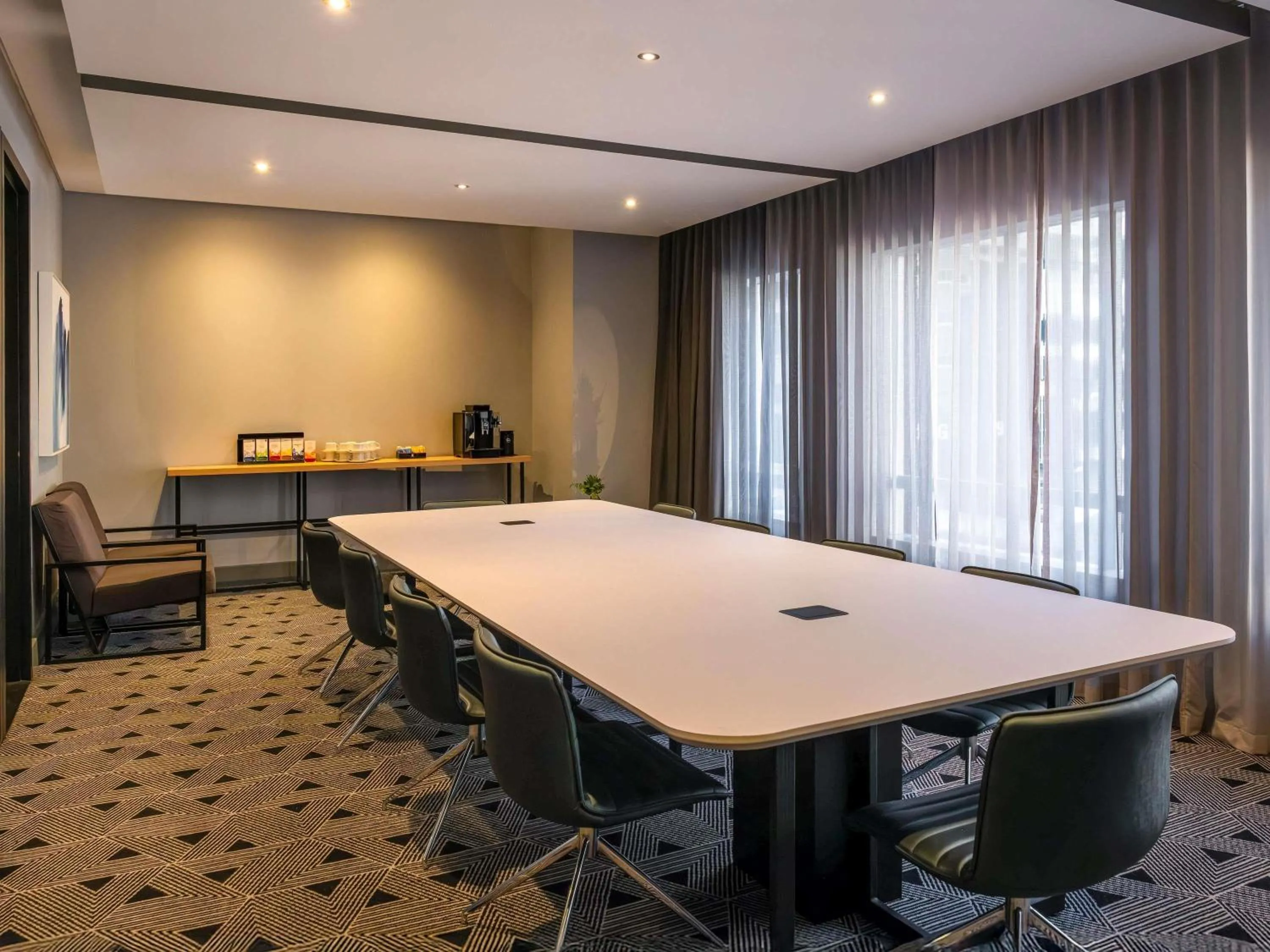 Meeting/conference room in Pullman Cape Town City Centre