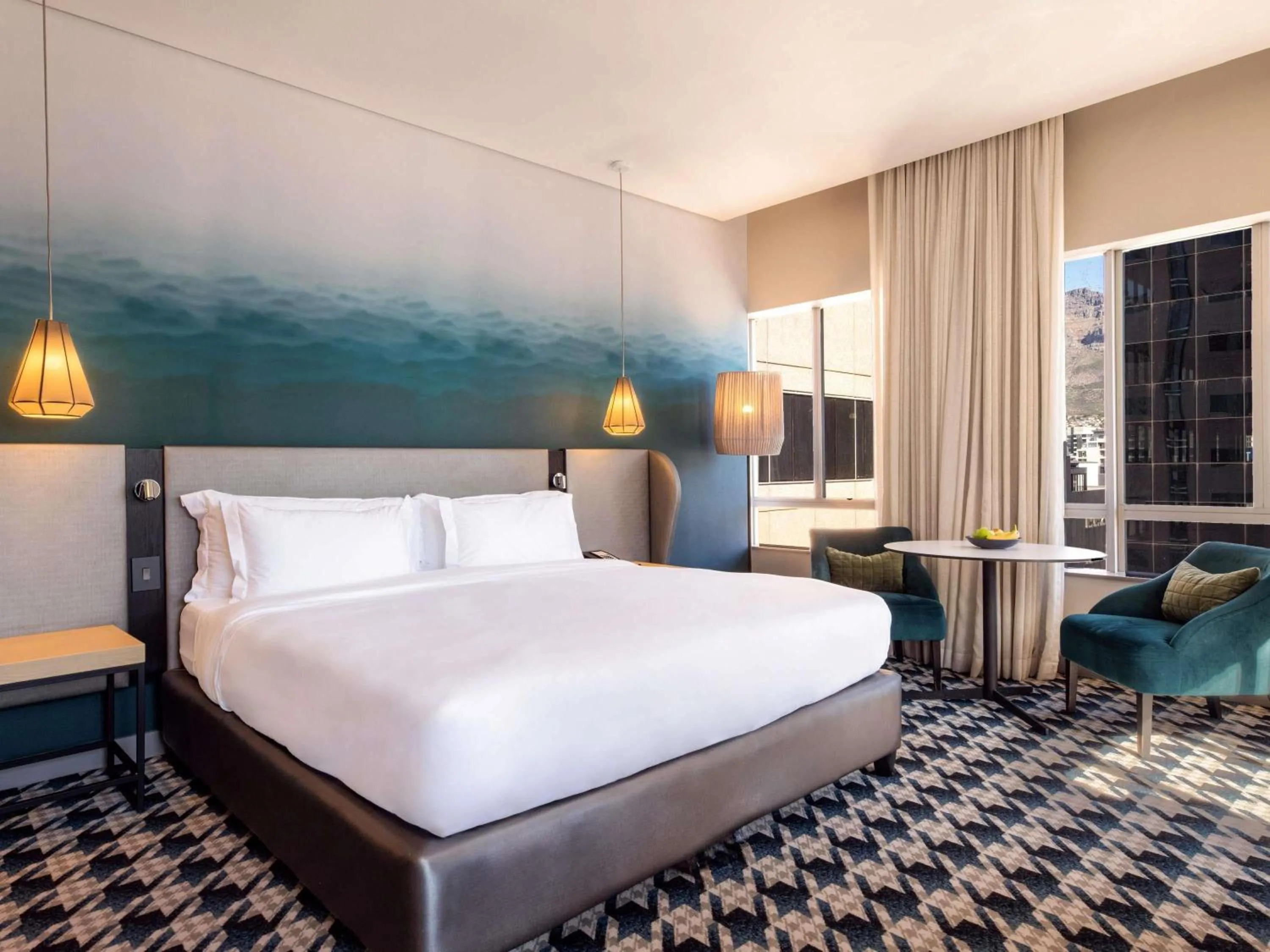 Bedroom, Bed in Pullman Cape Town City Centre