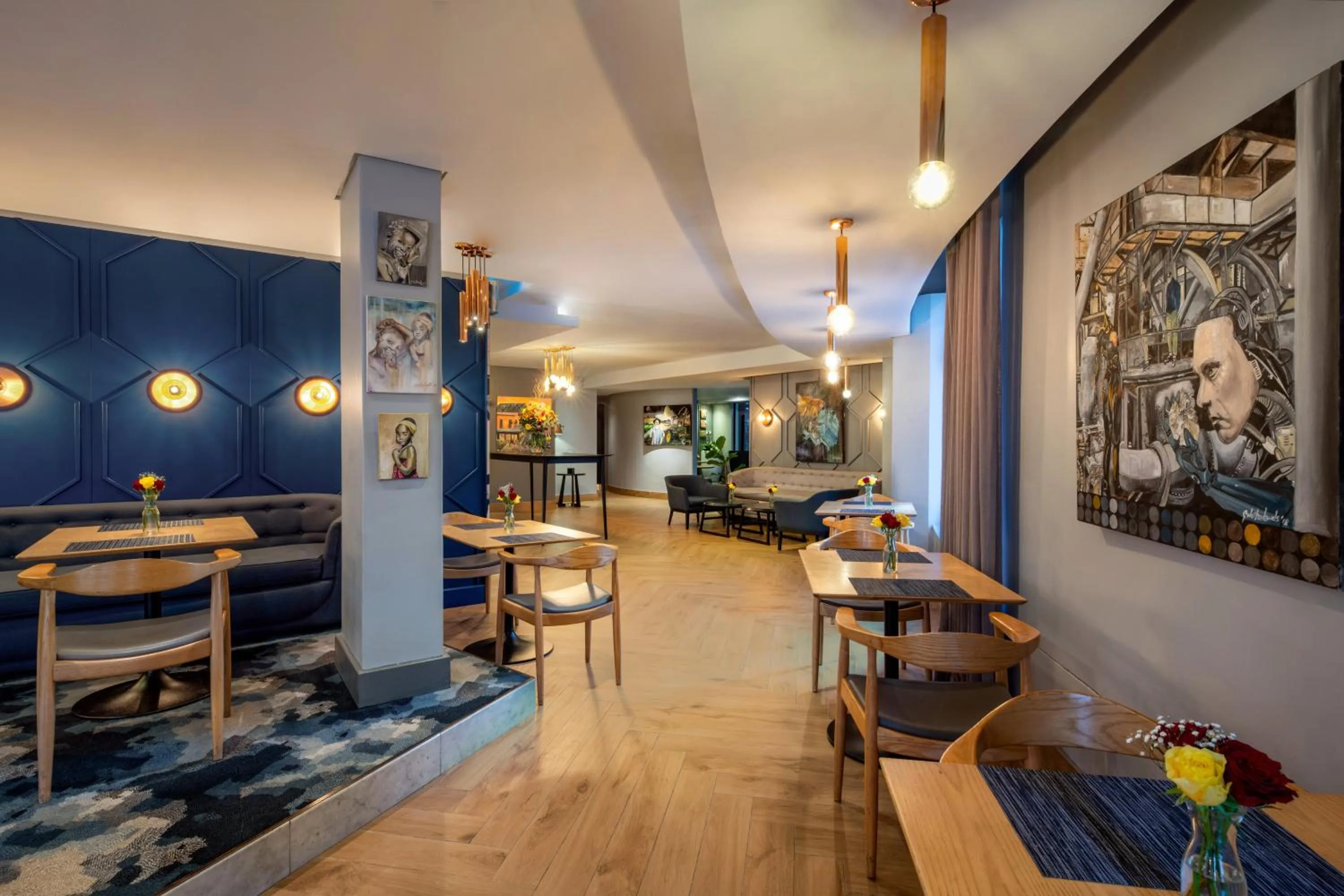 Restaurant/places to eat in Pullman Cape Town City Centre