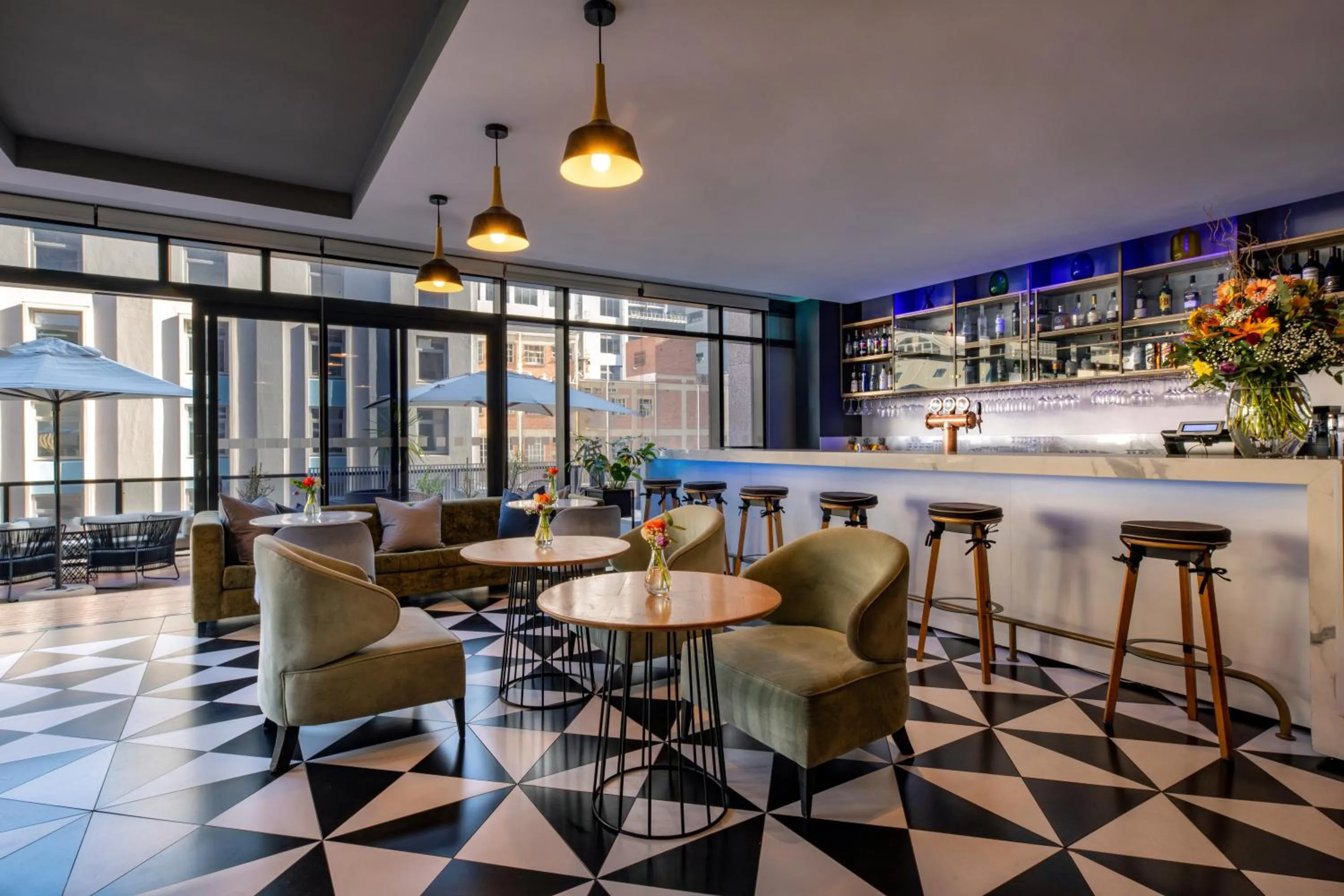 Restaurant/places to eat in Pullman Cape Town City Centre