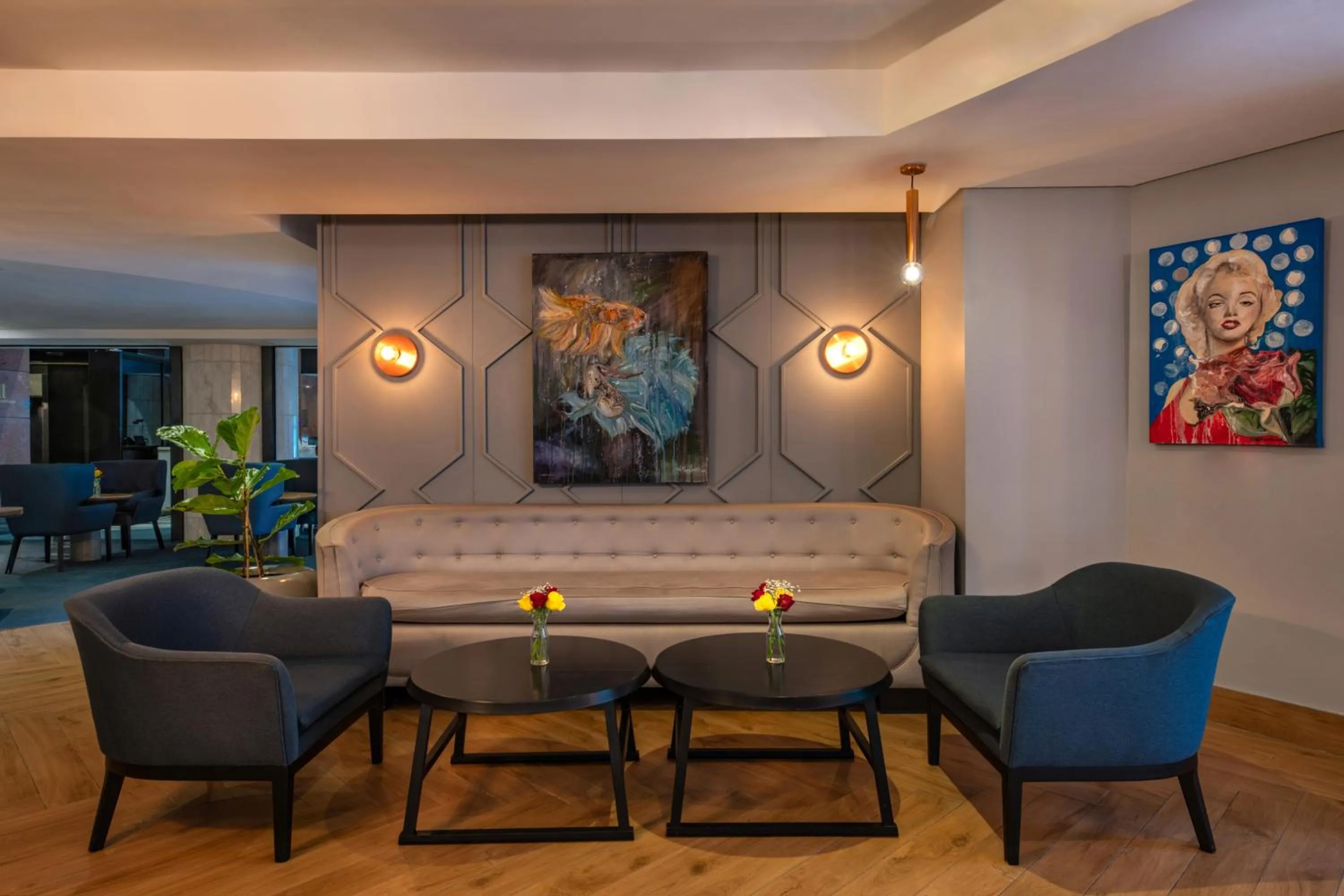 Restaurant/places to eat in Pullman Cape Town City Centre