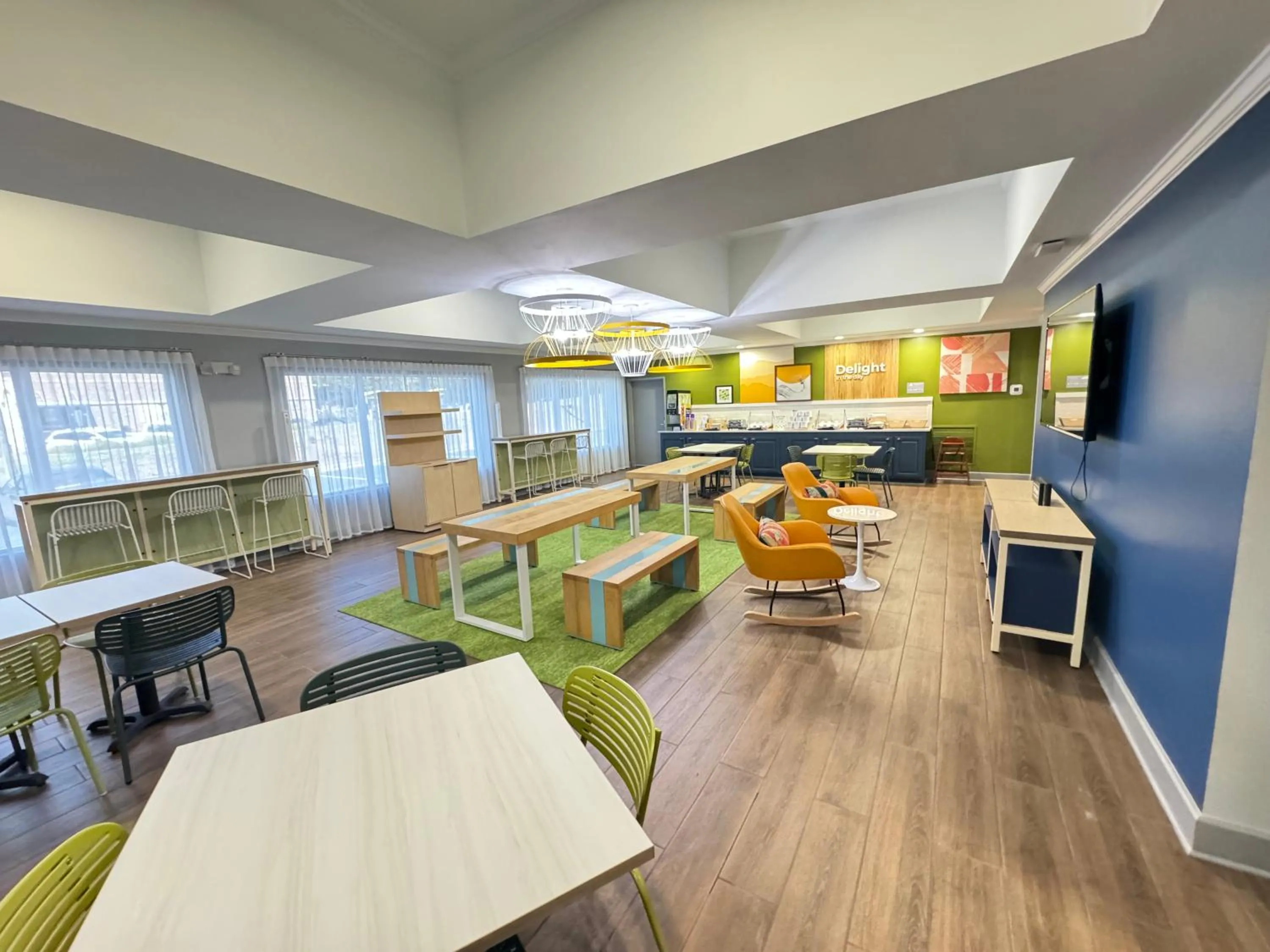 Breakfast in Spark by Hilton Commerce, GA