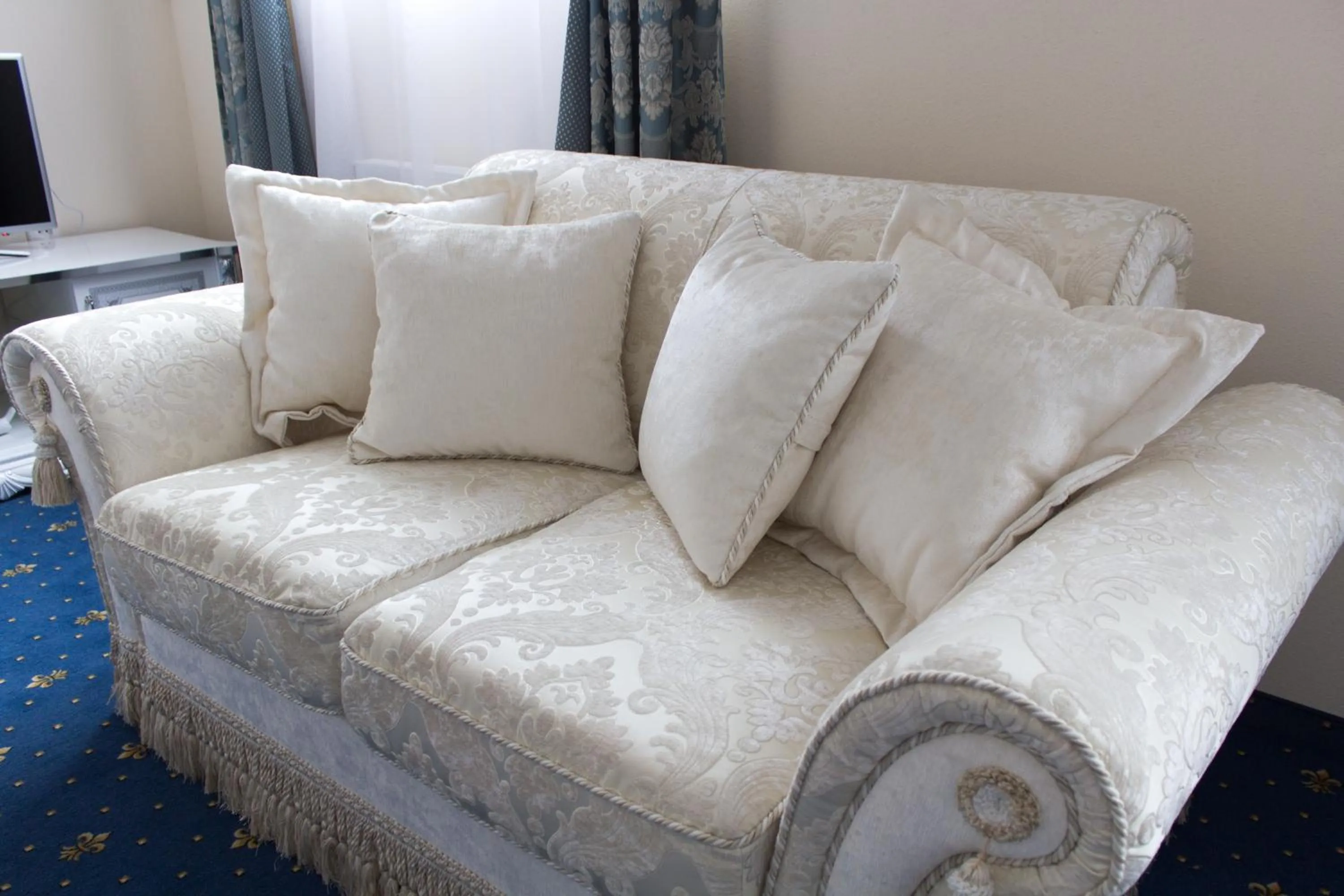 Seating Area in Hotel Viliam Frano