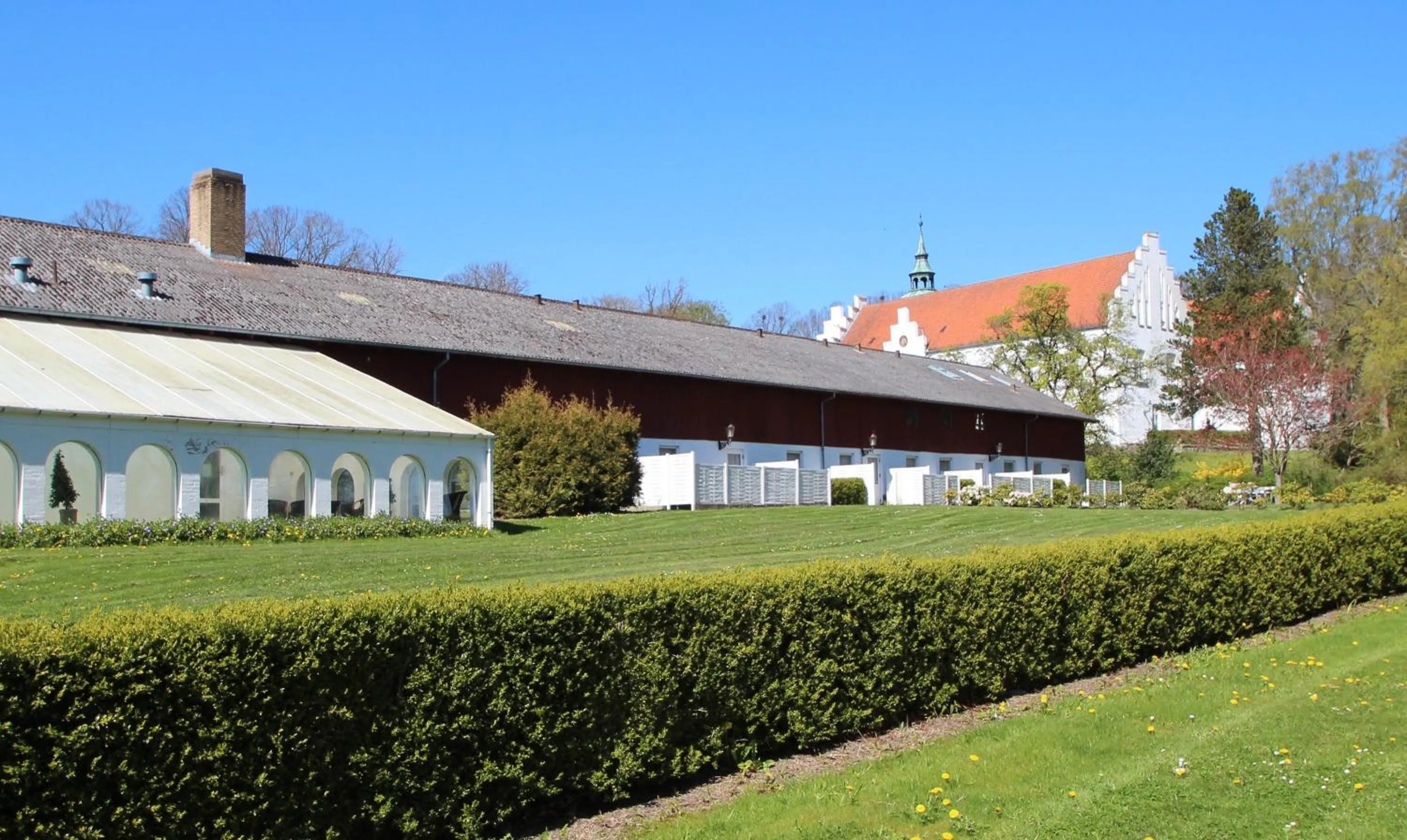 Property building in Kokkedal Slotshotel