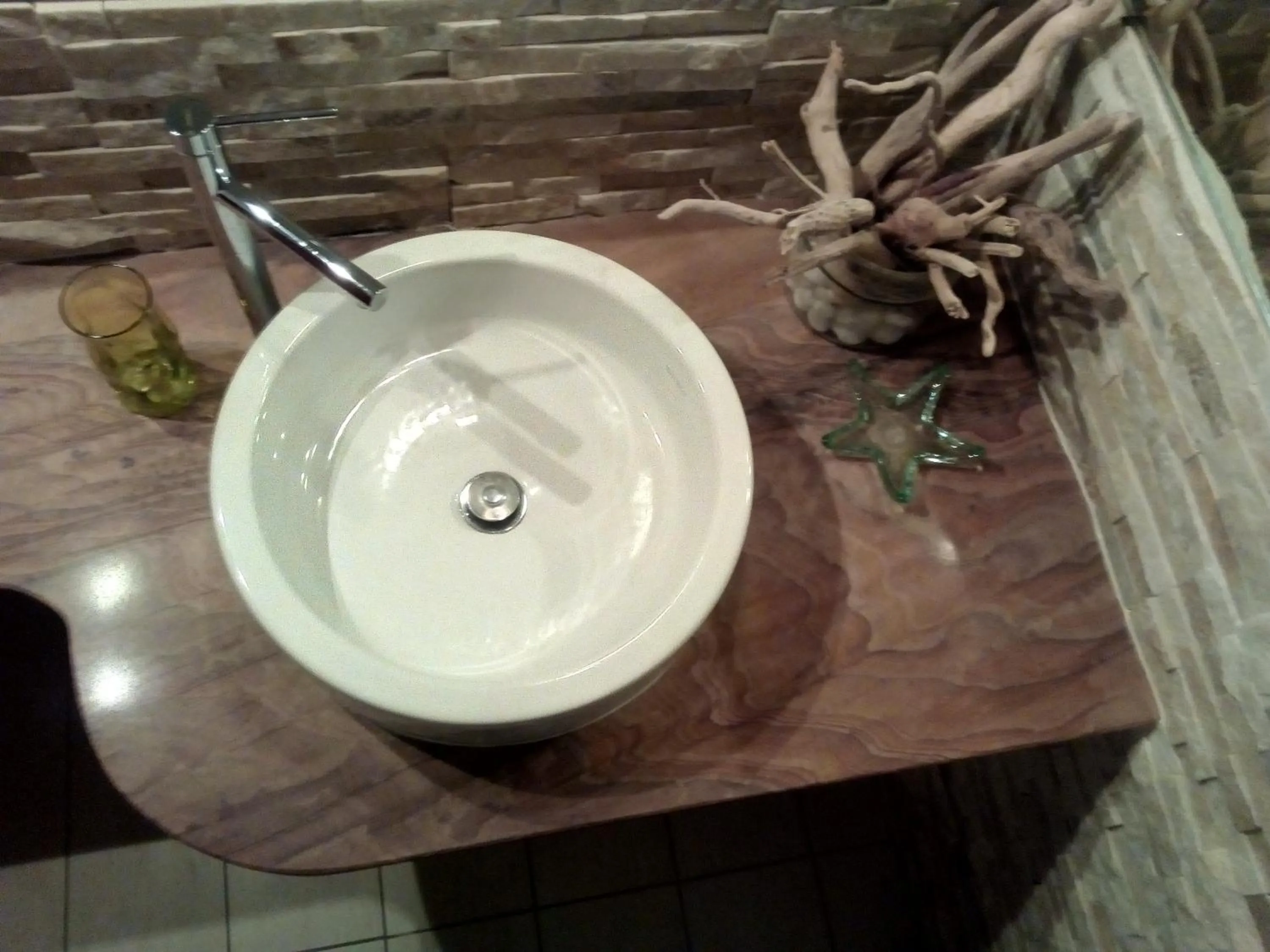 Bathroom in casammare