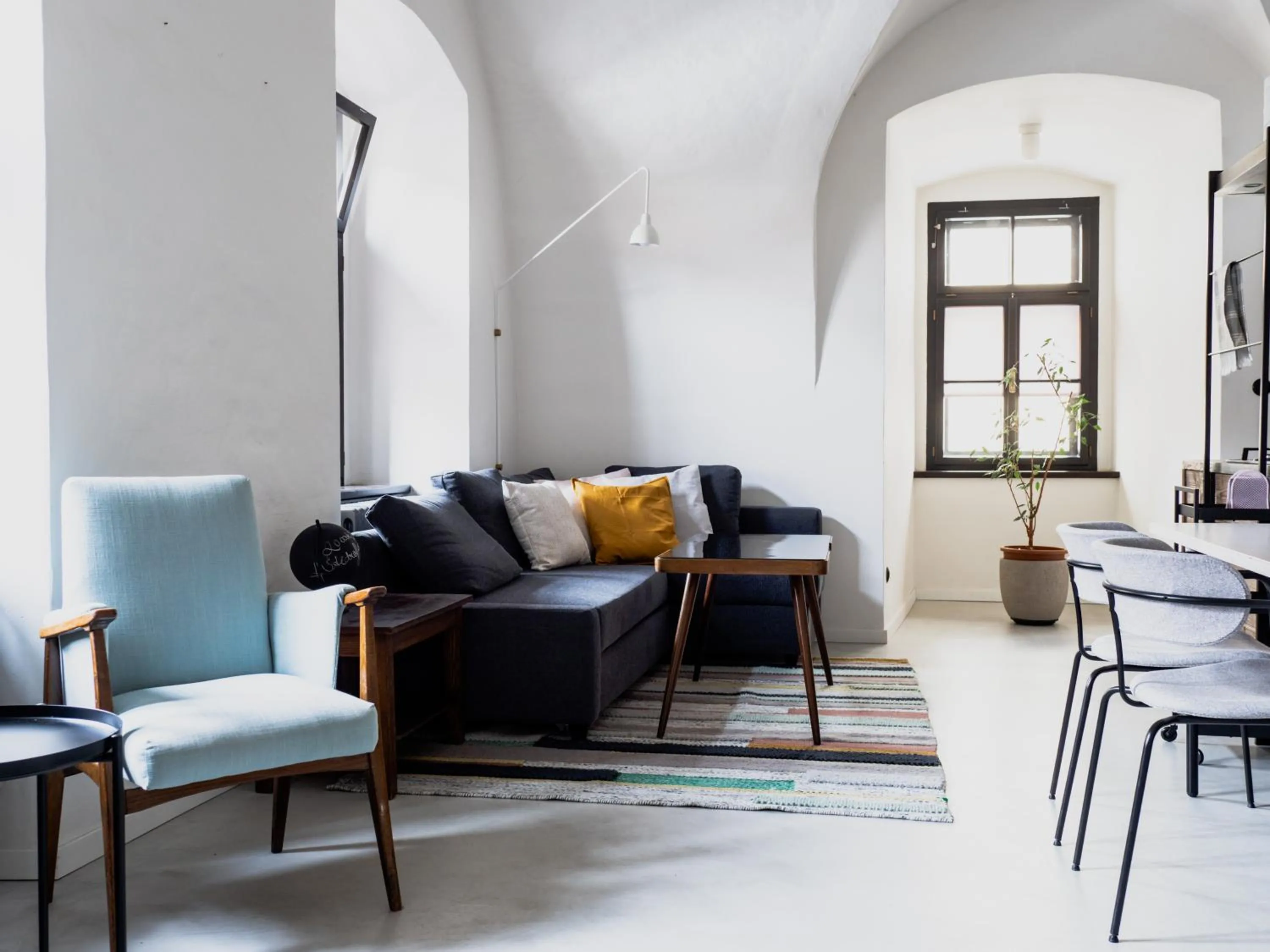 Apartment in Long Story Short Hostel & Café