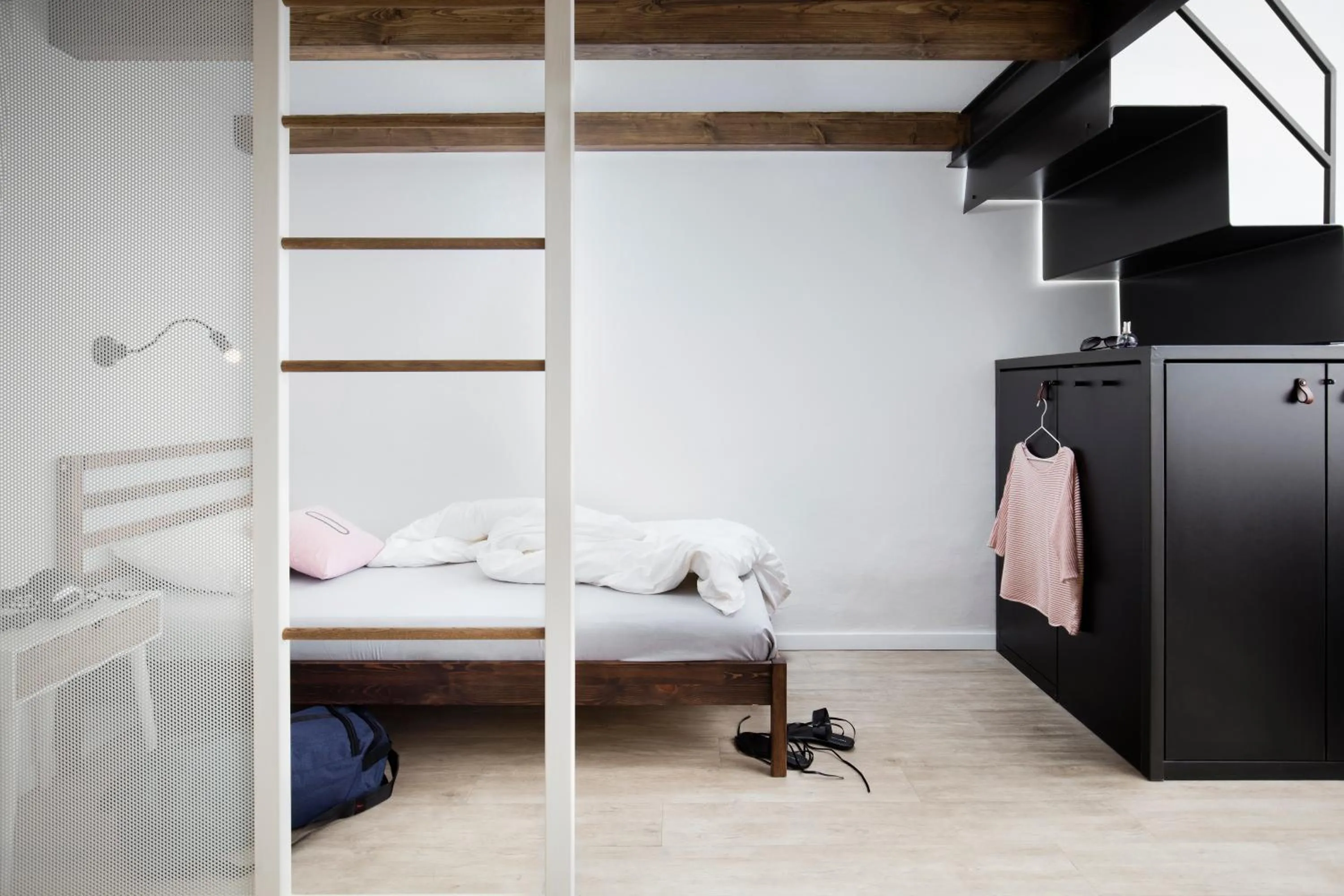 Bed in Long Story Short Hostel & Café
