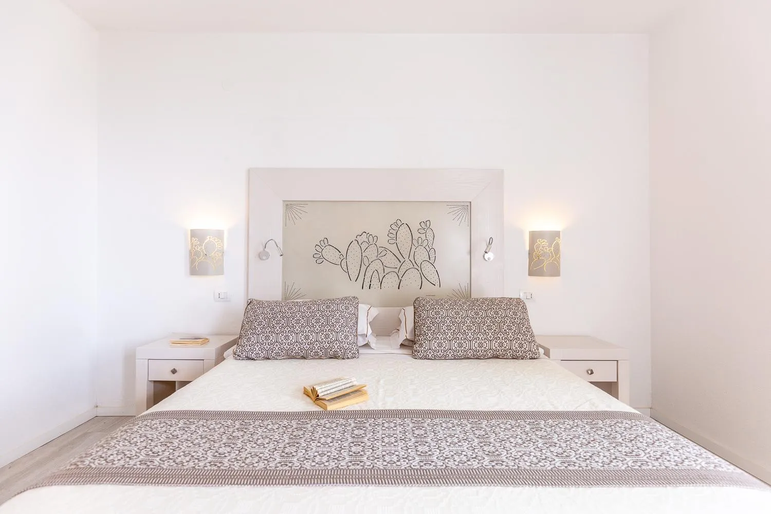 Bedroom, Bed in Hotel Flamingo