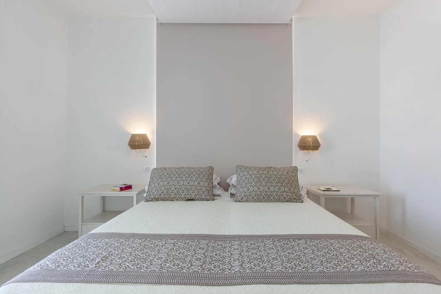 Bedroom, Bed in Hotel Flamingo