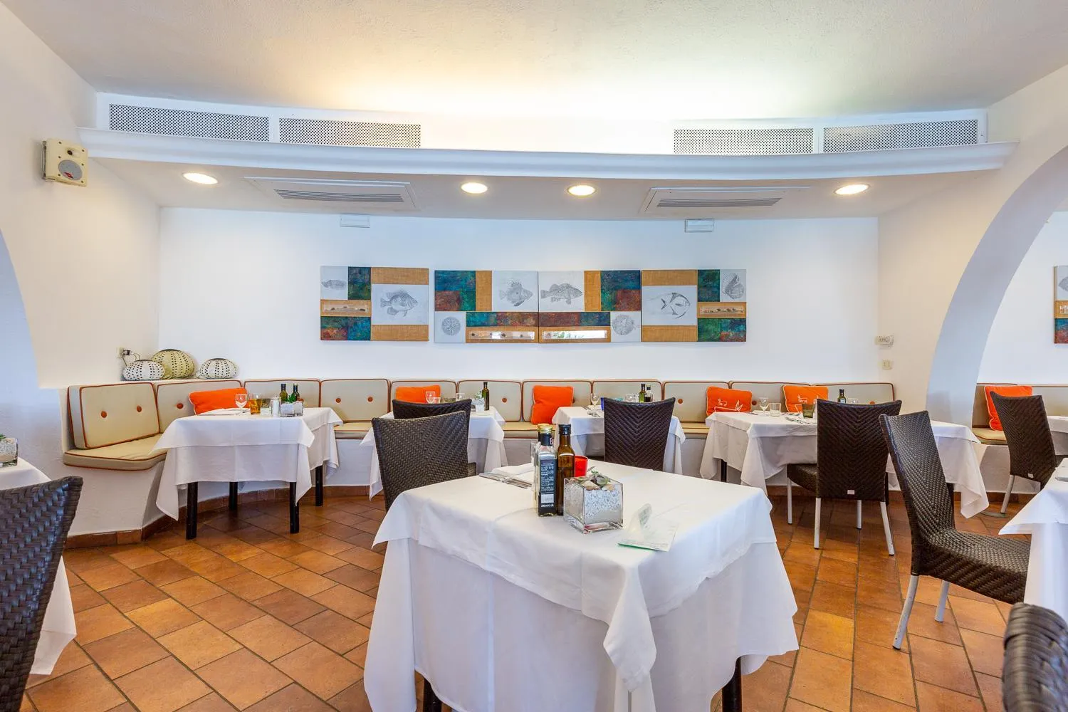 Restaurant/places to eat in Hotel Flamingo