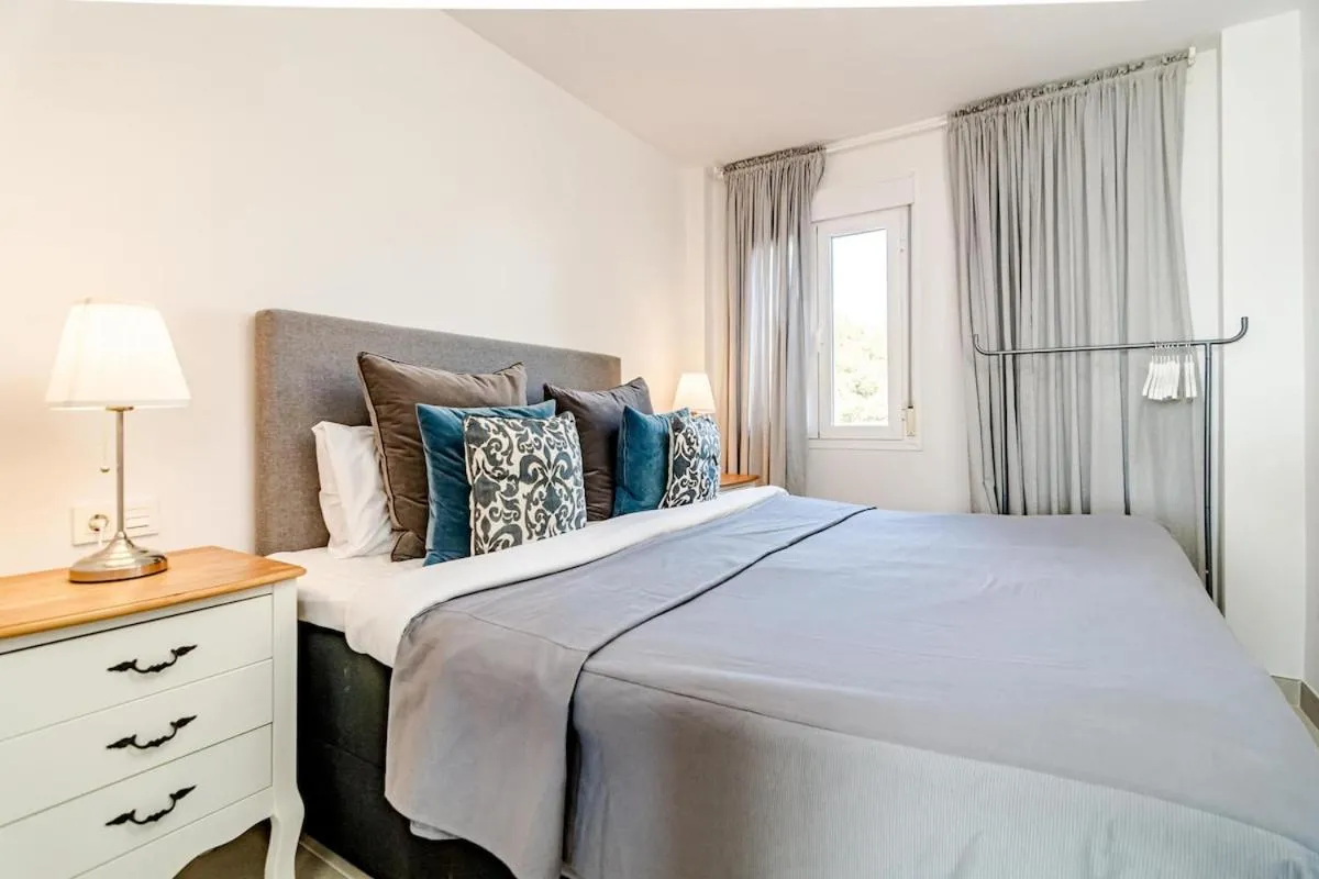 Other, Bed in CP - Modern Beachside Apartment in Estepona