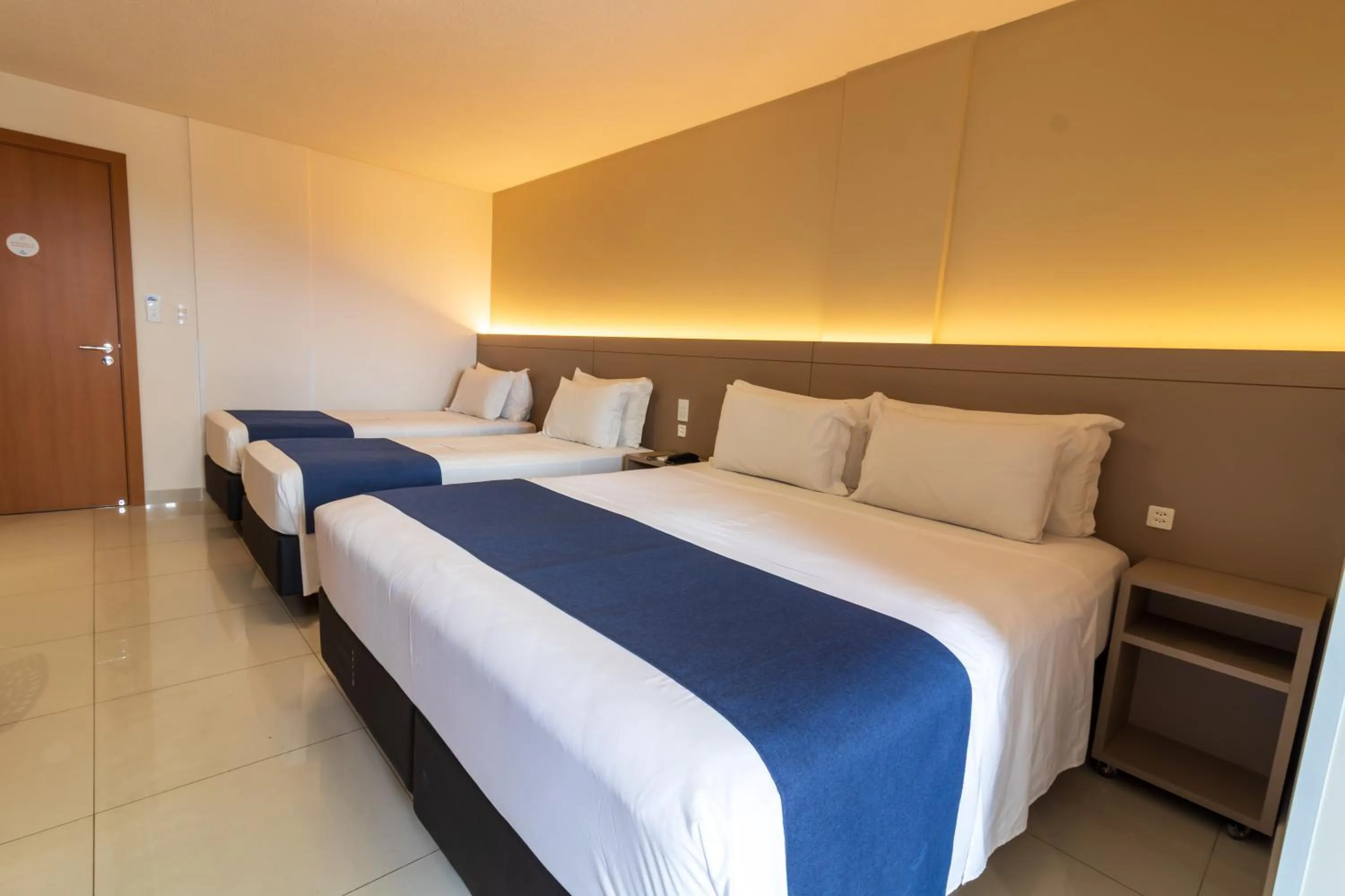 Bed in Luds Comfort Hotel