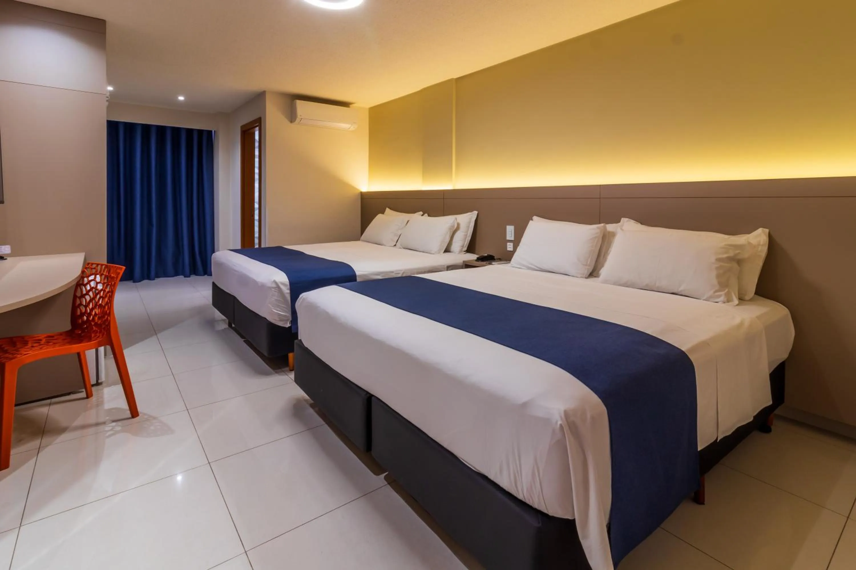 Bed in Luds Comfort Hotel