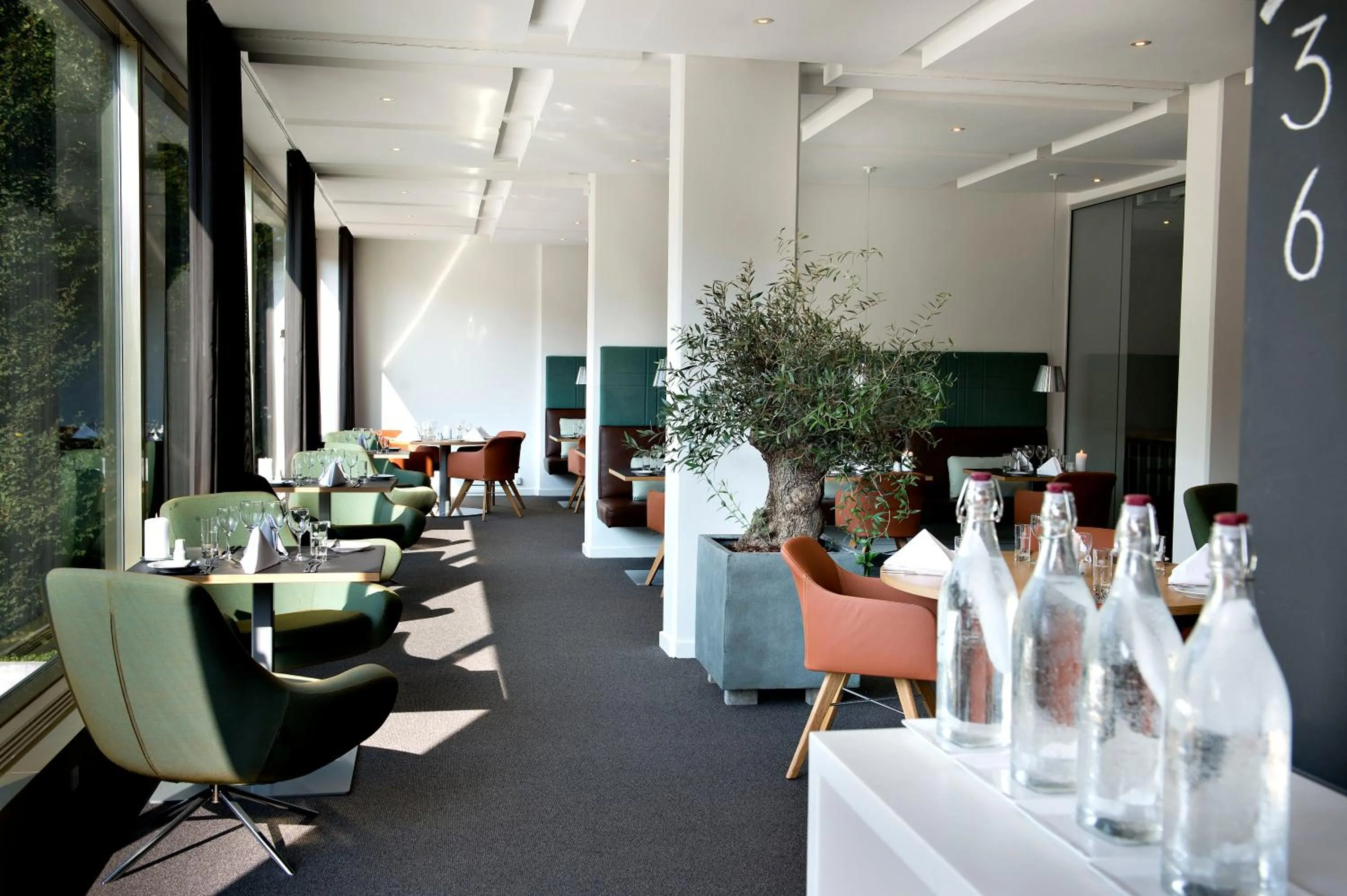 Restaurant/places to eat in Comwell Hvide Hus Aalborg, Dolce by Wyndham