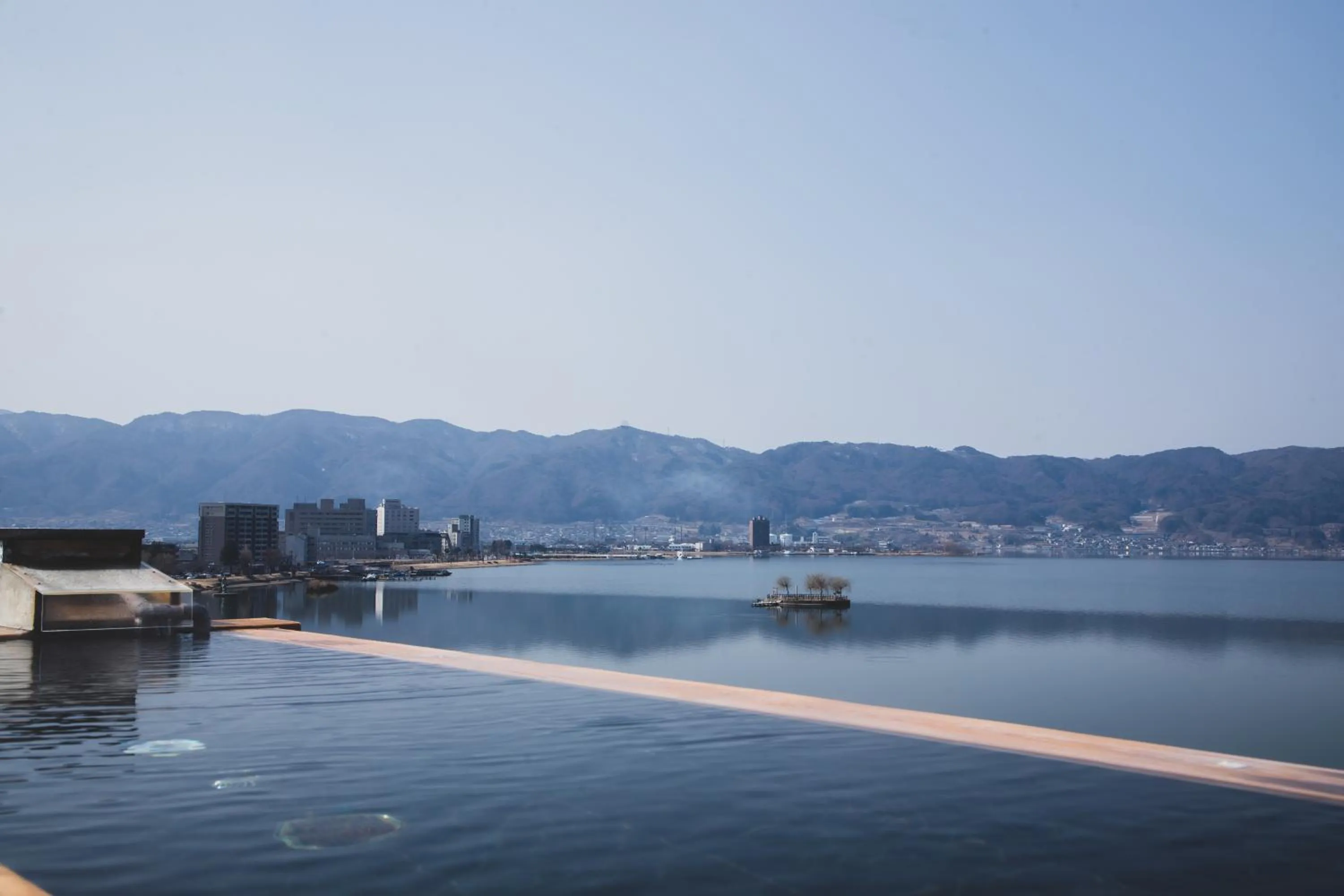 Open Air Bath in Sui Suwako