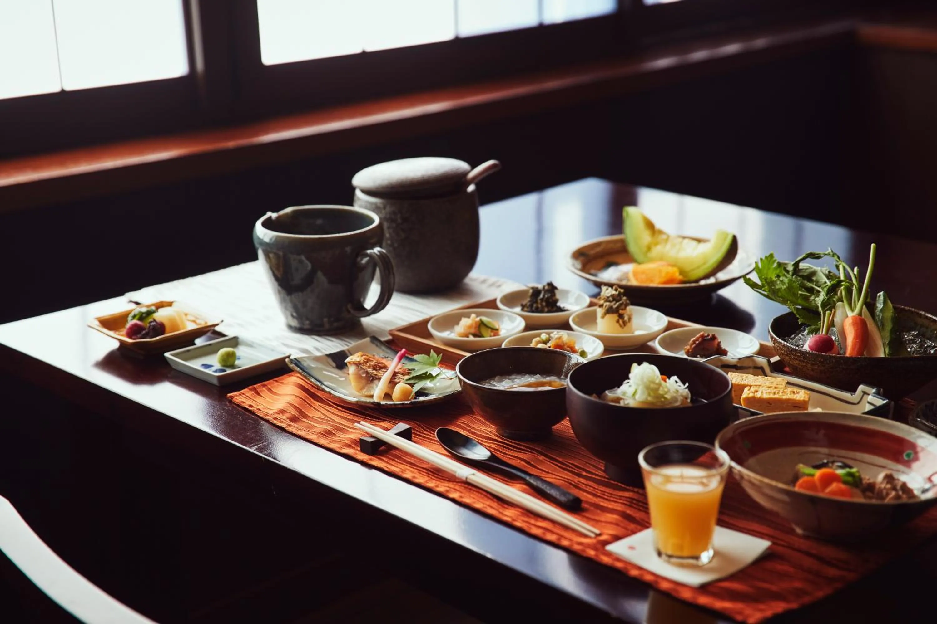 Restaurant/places to eat in Sui Suwako