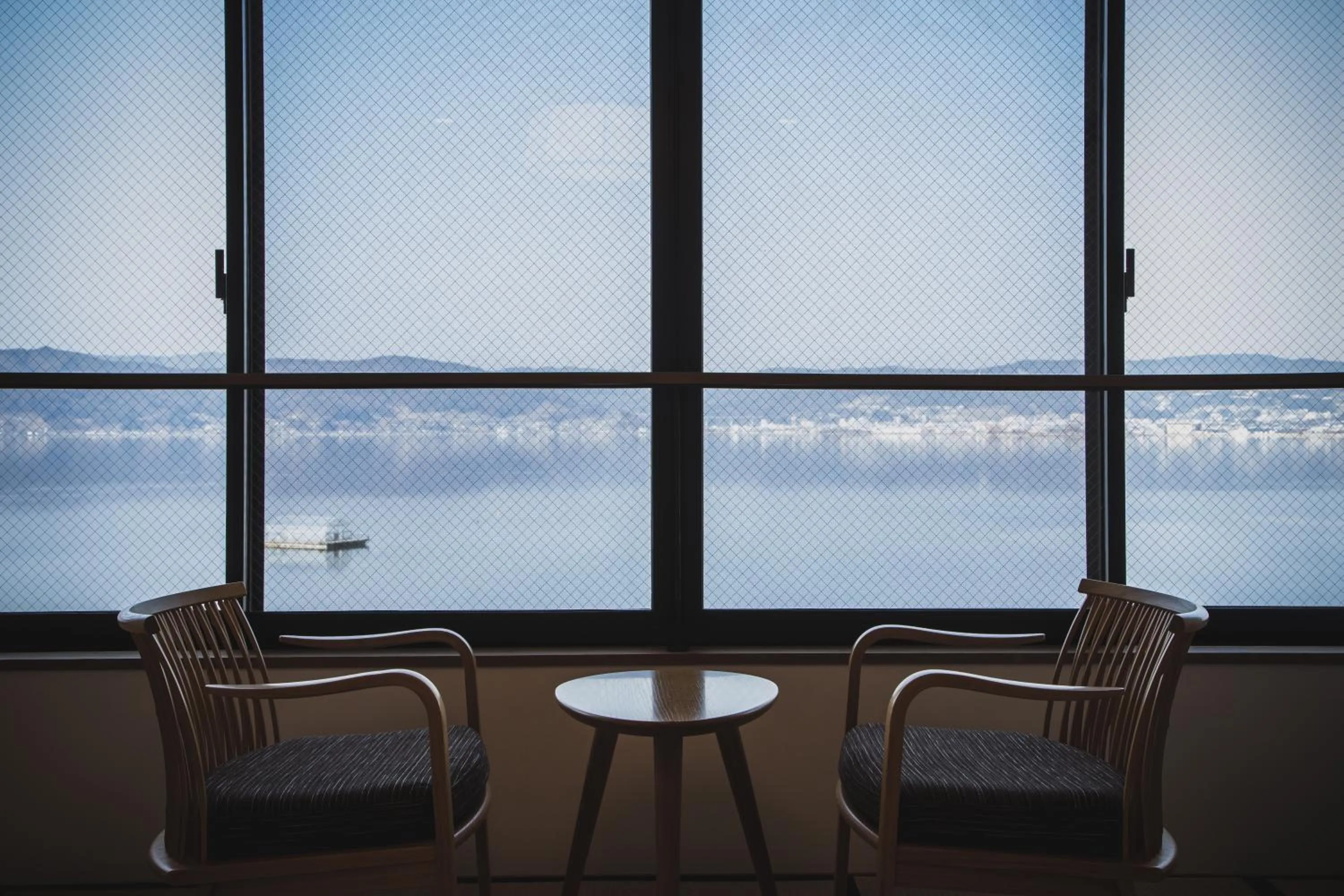 Photo of the whole room in Sui Suwako