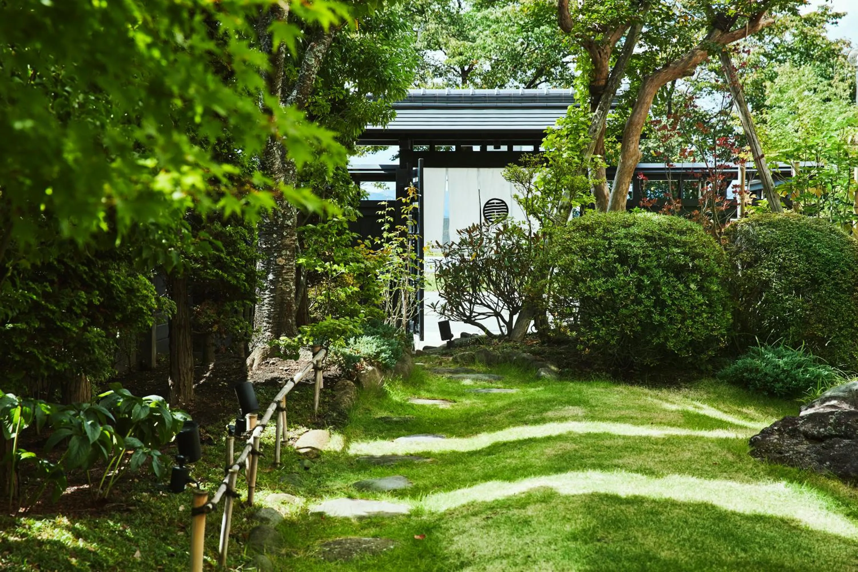 Garden in Sui Suwako
