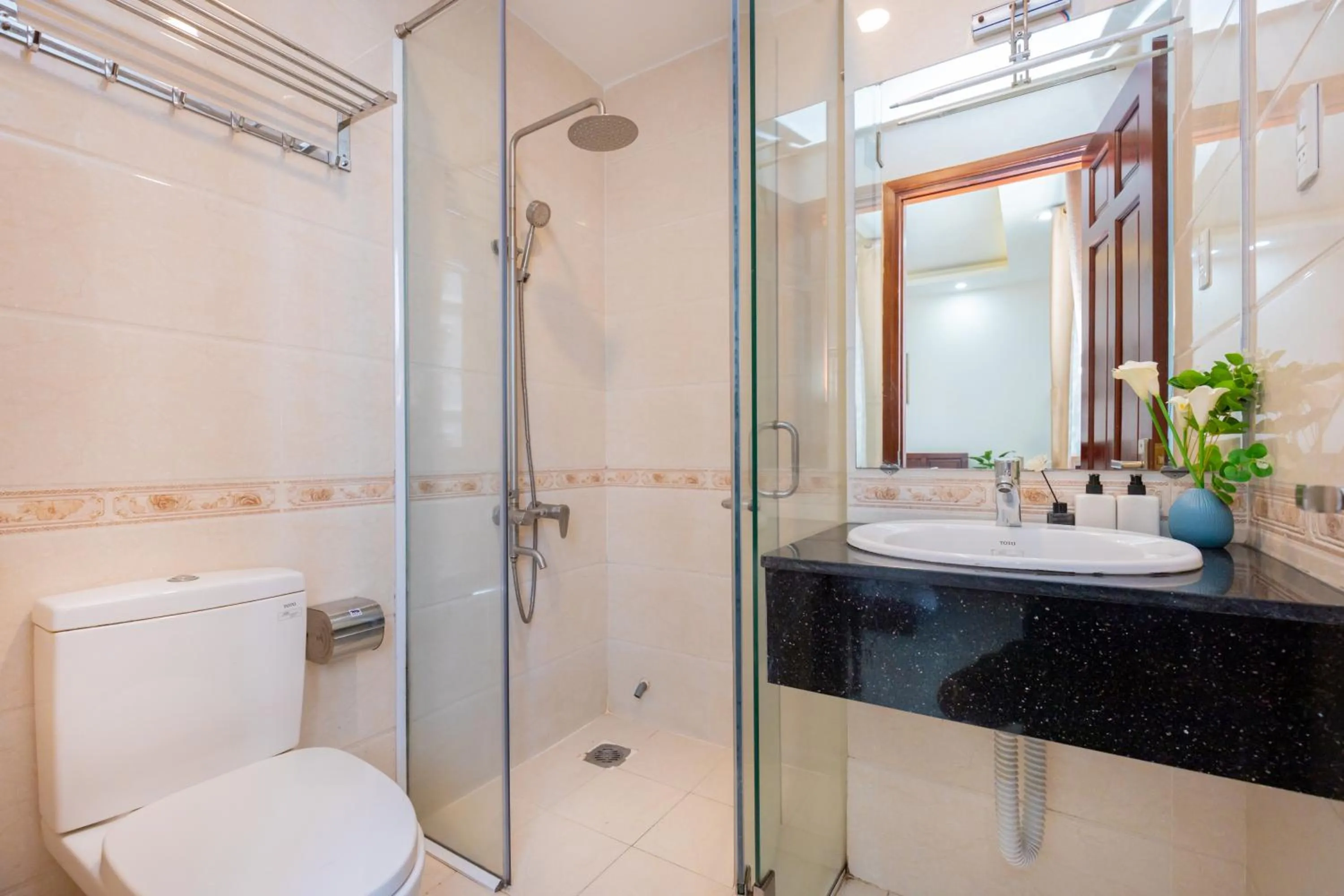 Shower in Diamond Sea Hotel