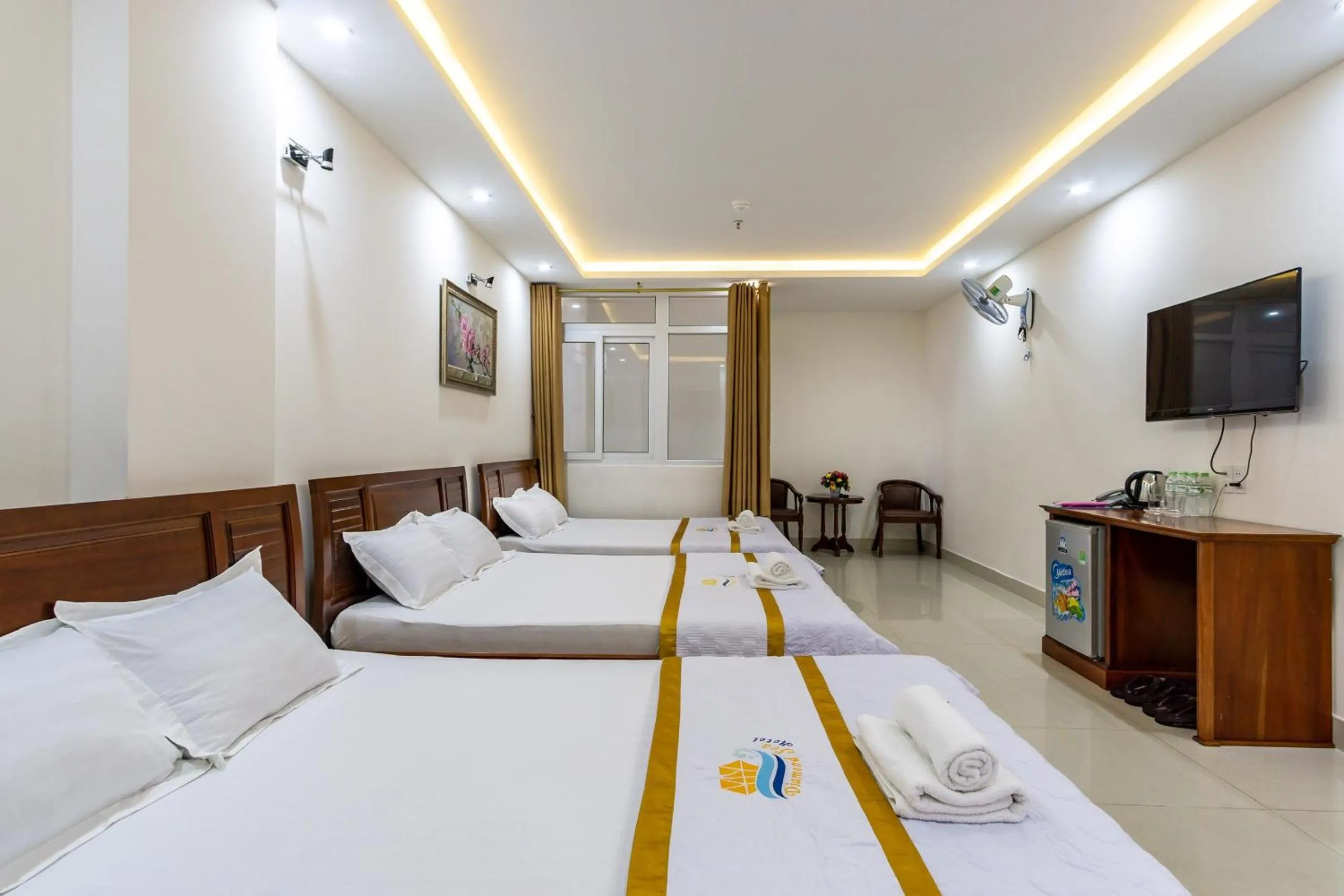 Bedroom, Bed in Diamond Sea Hotel