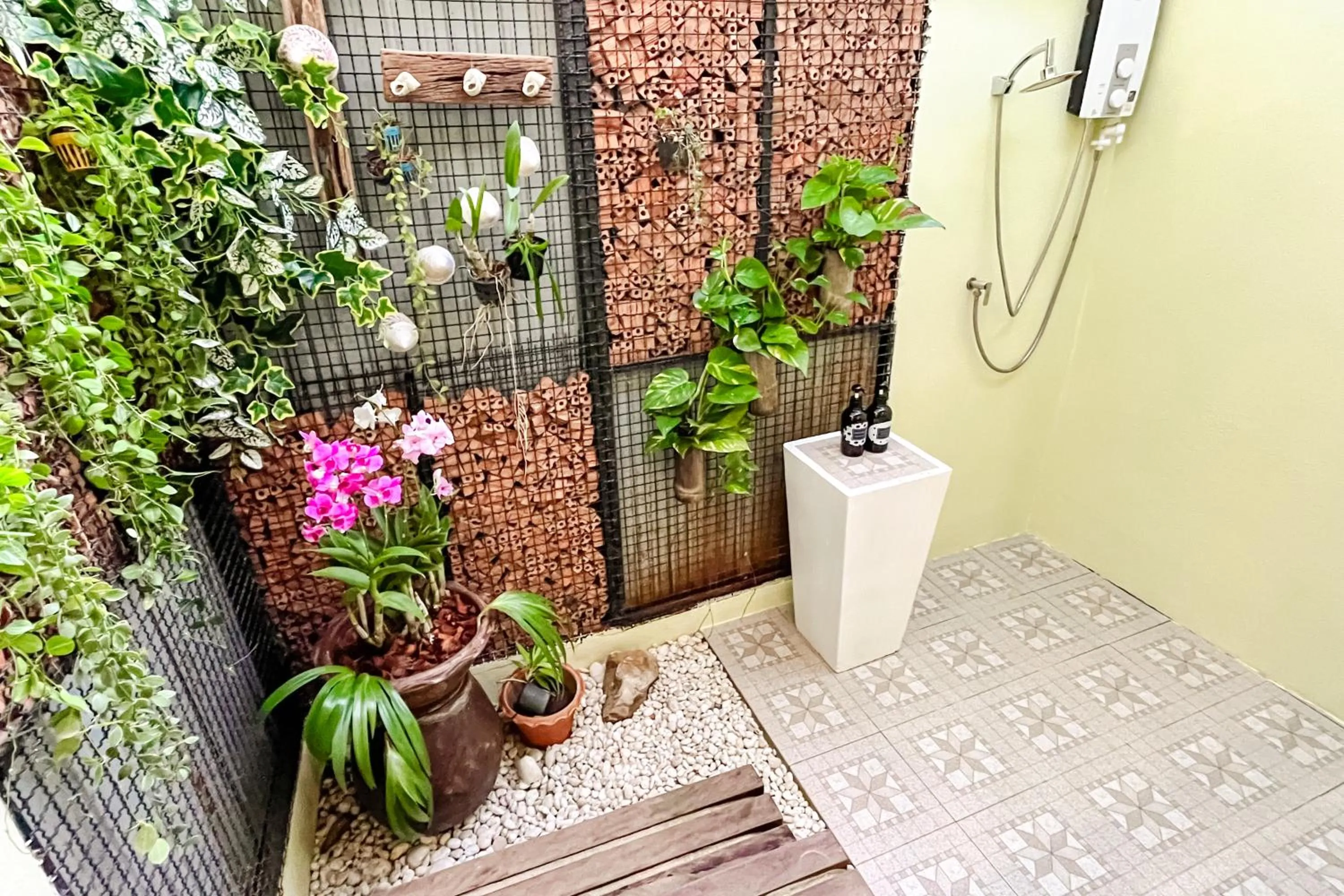 Bathroom in Baan Bua Cottage