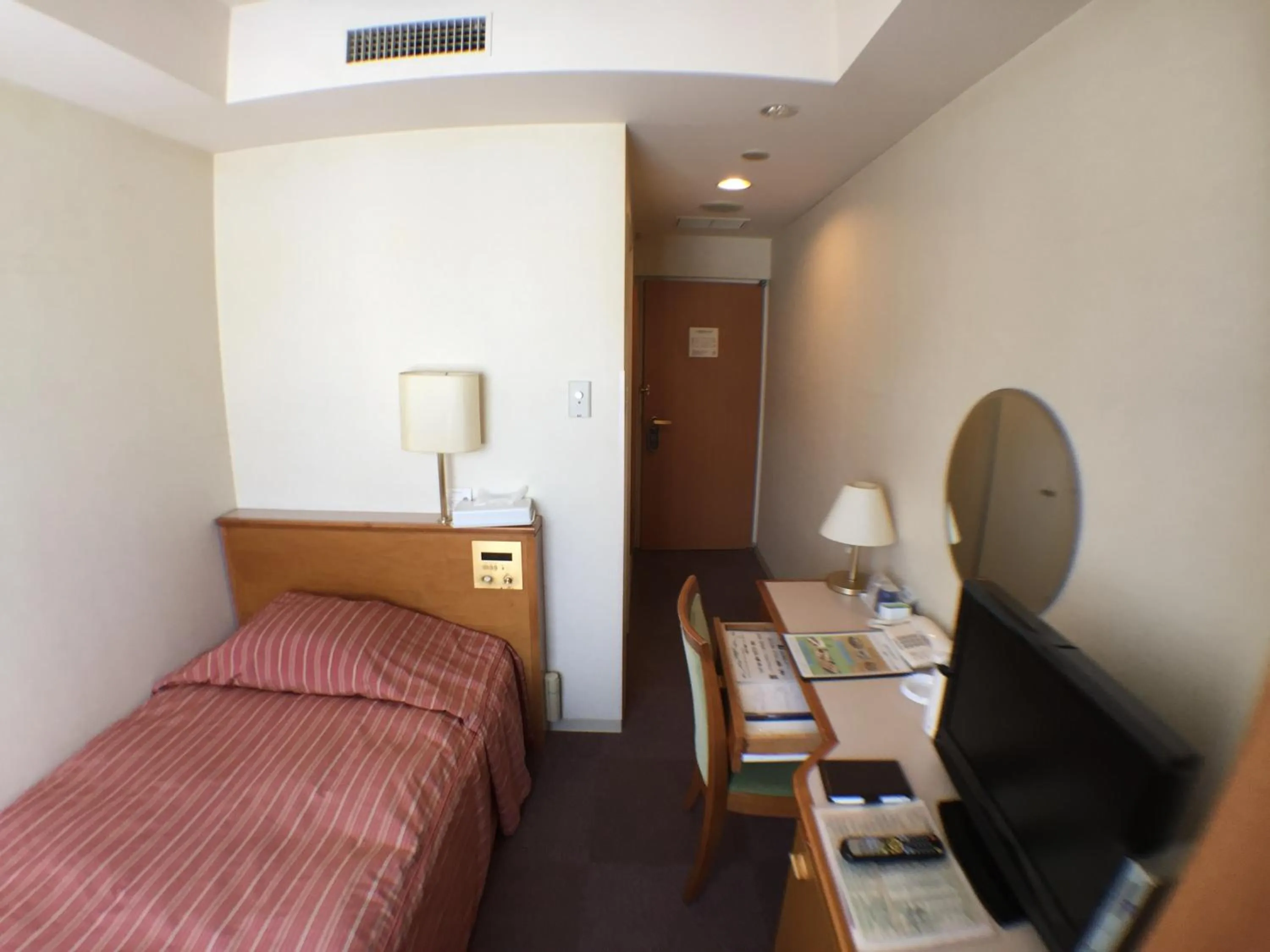 Bedroom, Bed in Hotel Okhotsk Palace