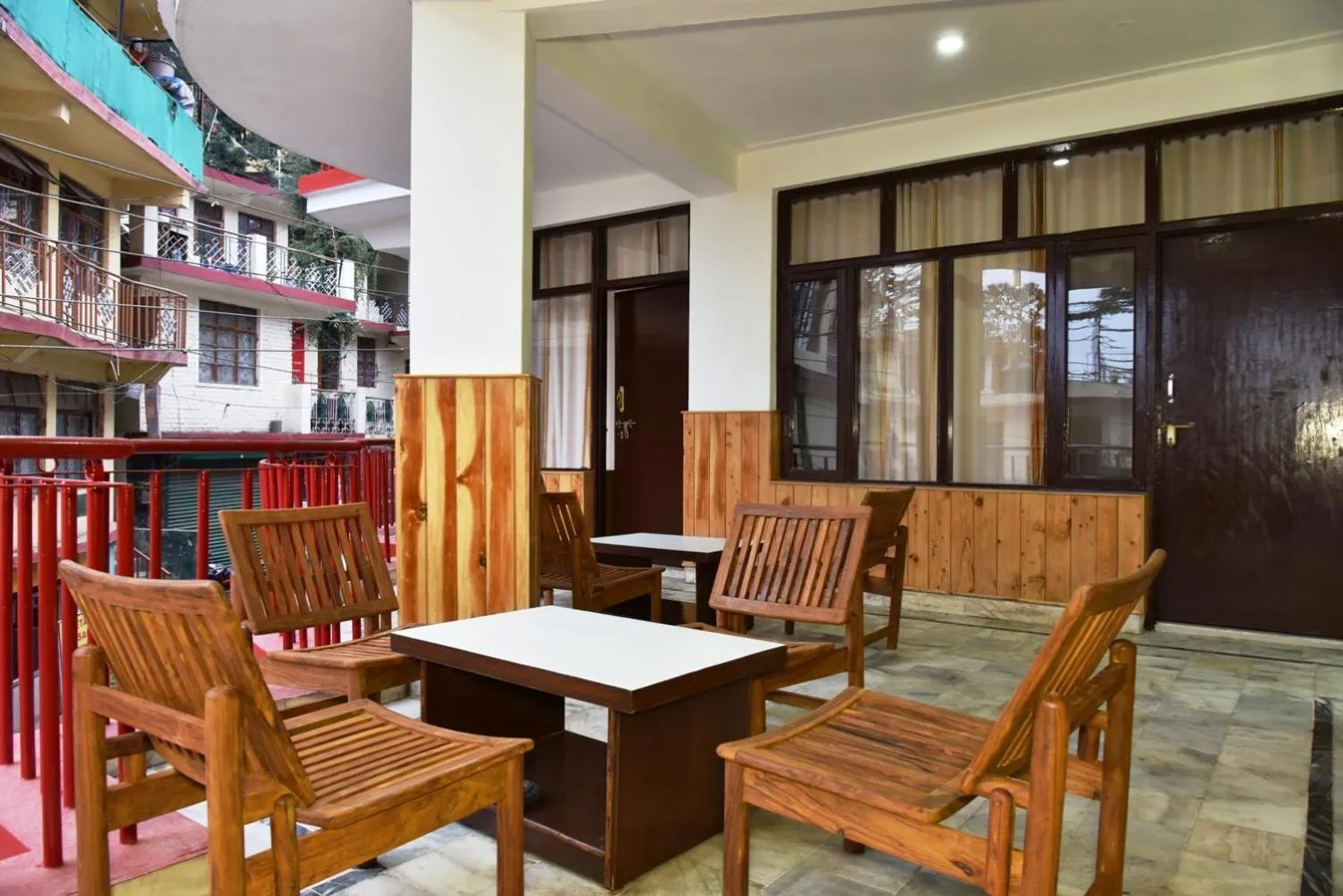 Hotel Akash - Luxury Hotel In McLeodganj