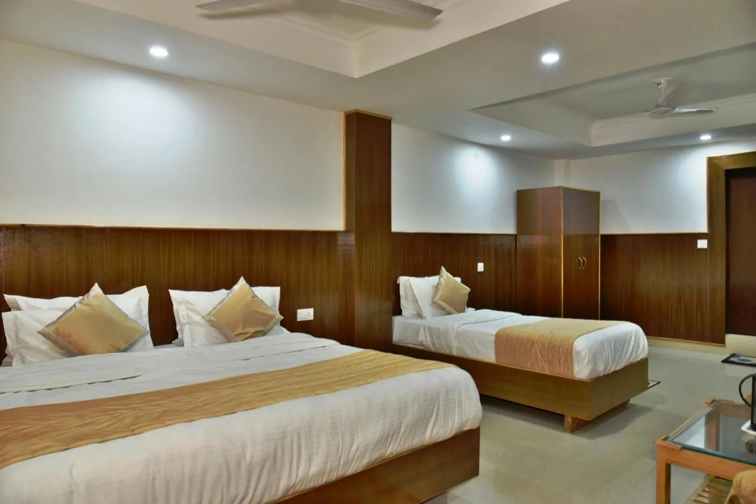 Bed in Hotel Akash - Luxury Hotel In McLeodganj
