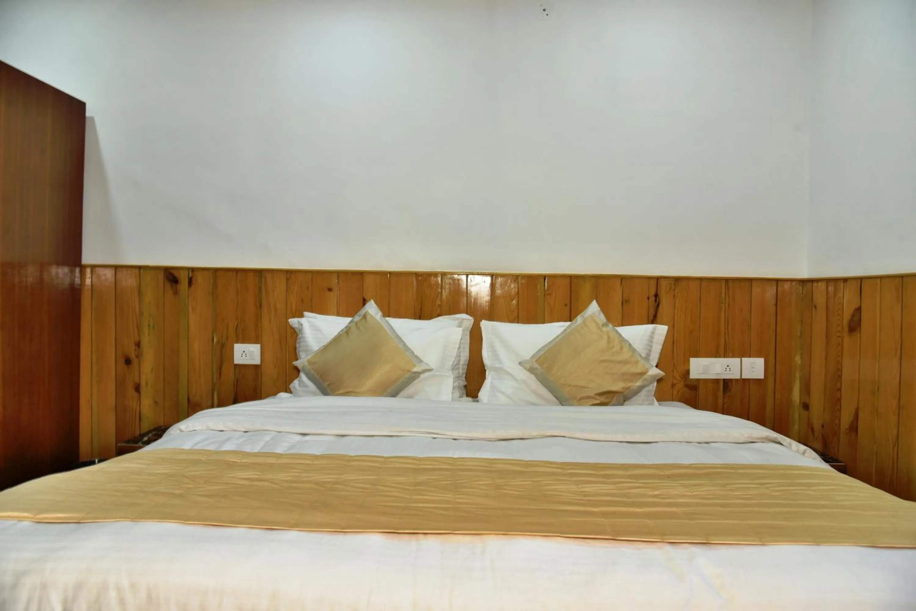 Bed in Hotel Akash - Luxury Hotel In McLeodganj