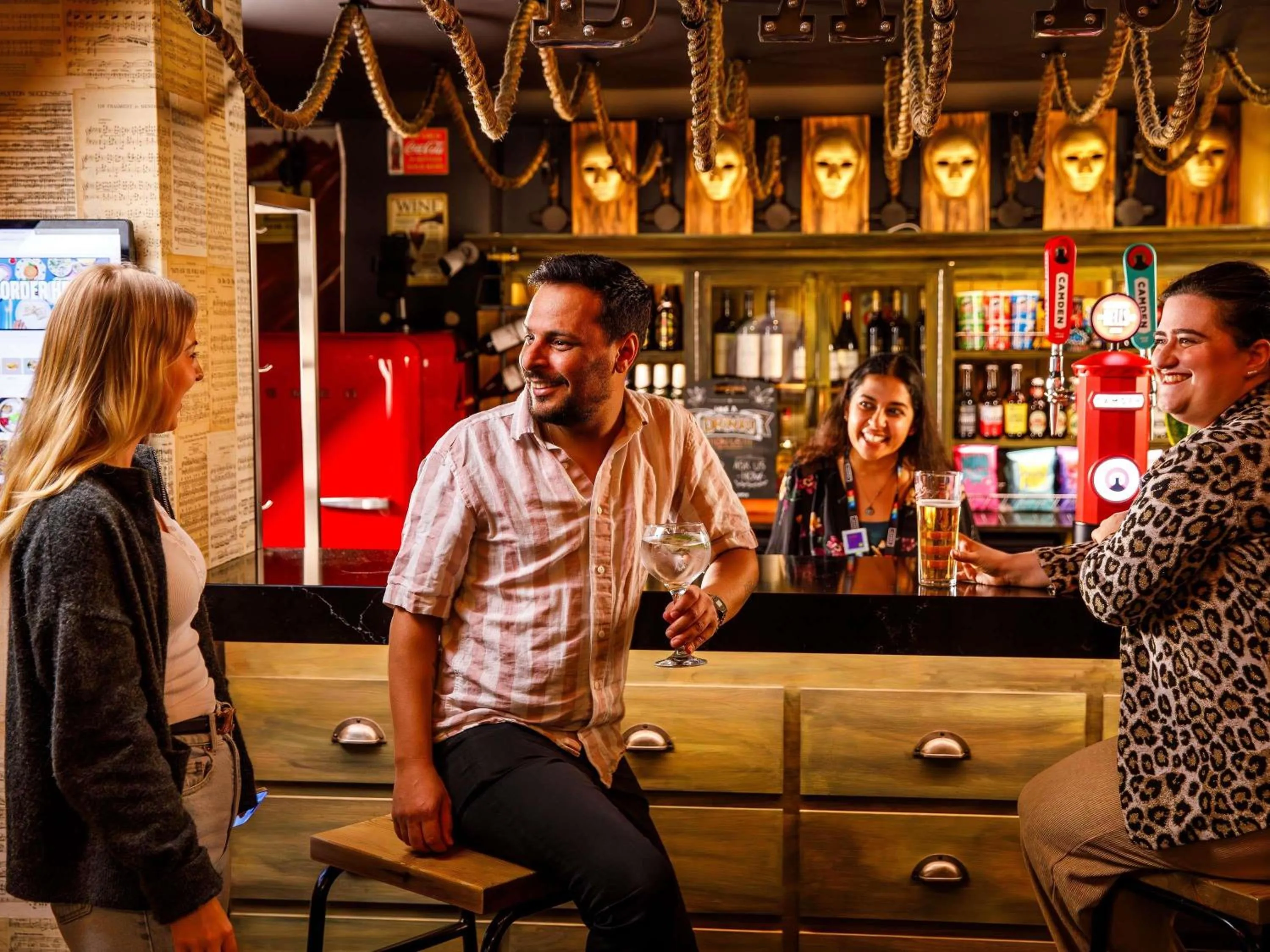 Lounge or bar in ibis Styles London Southwark - near Borough Market