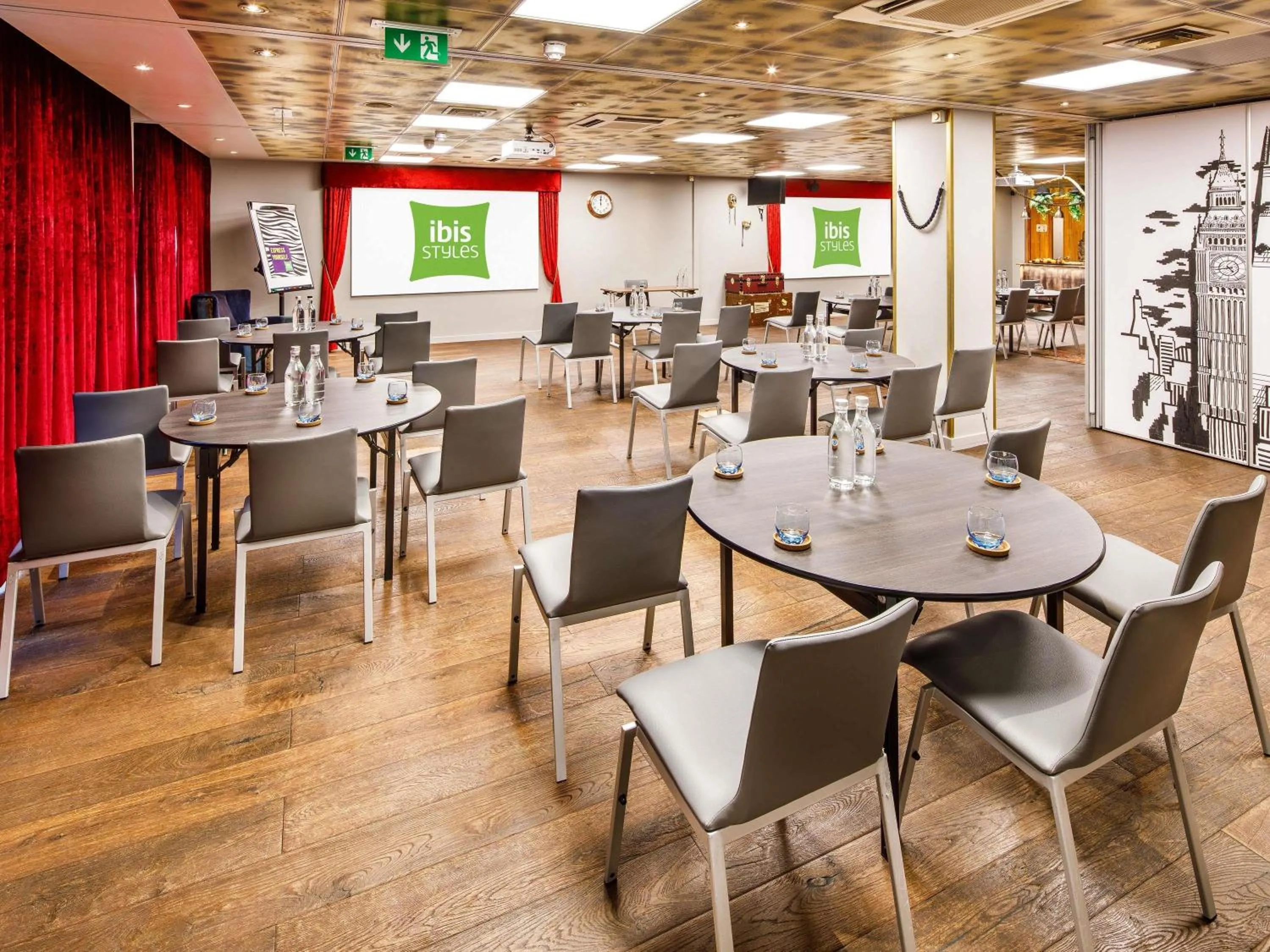Meeting/conference room in ibis Styles London Southwark - near Borough Market