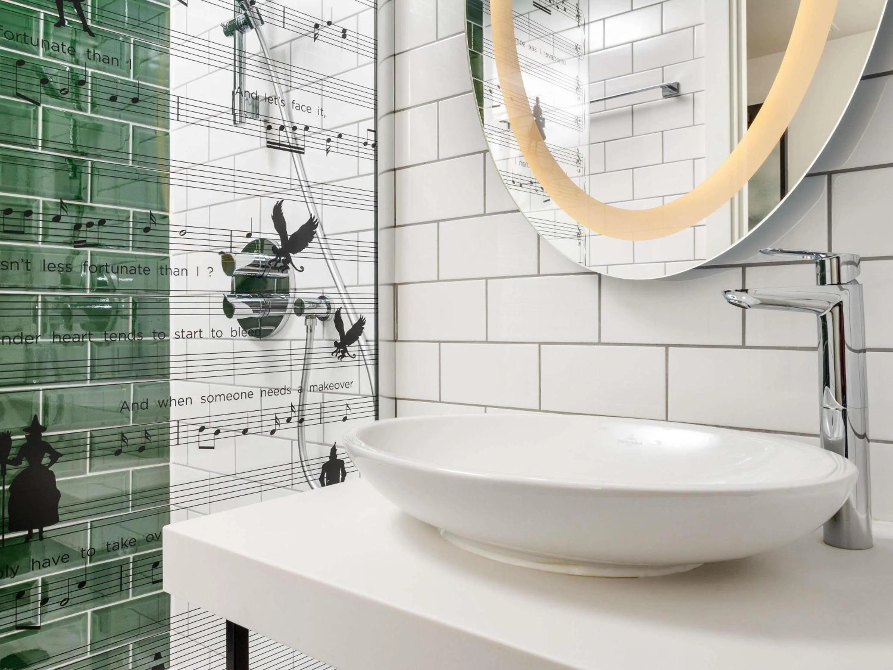 Bedroom in ibis Styles London Southwark - near Borough Market