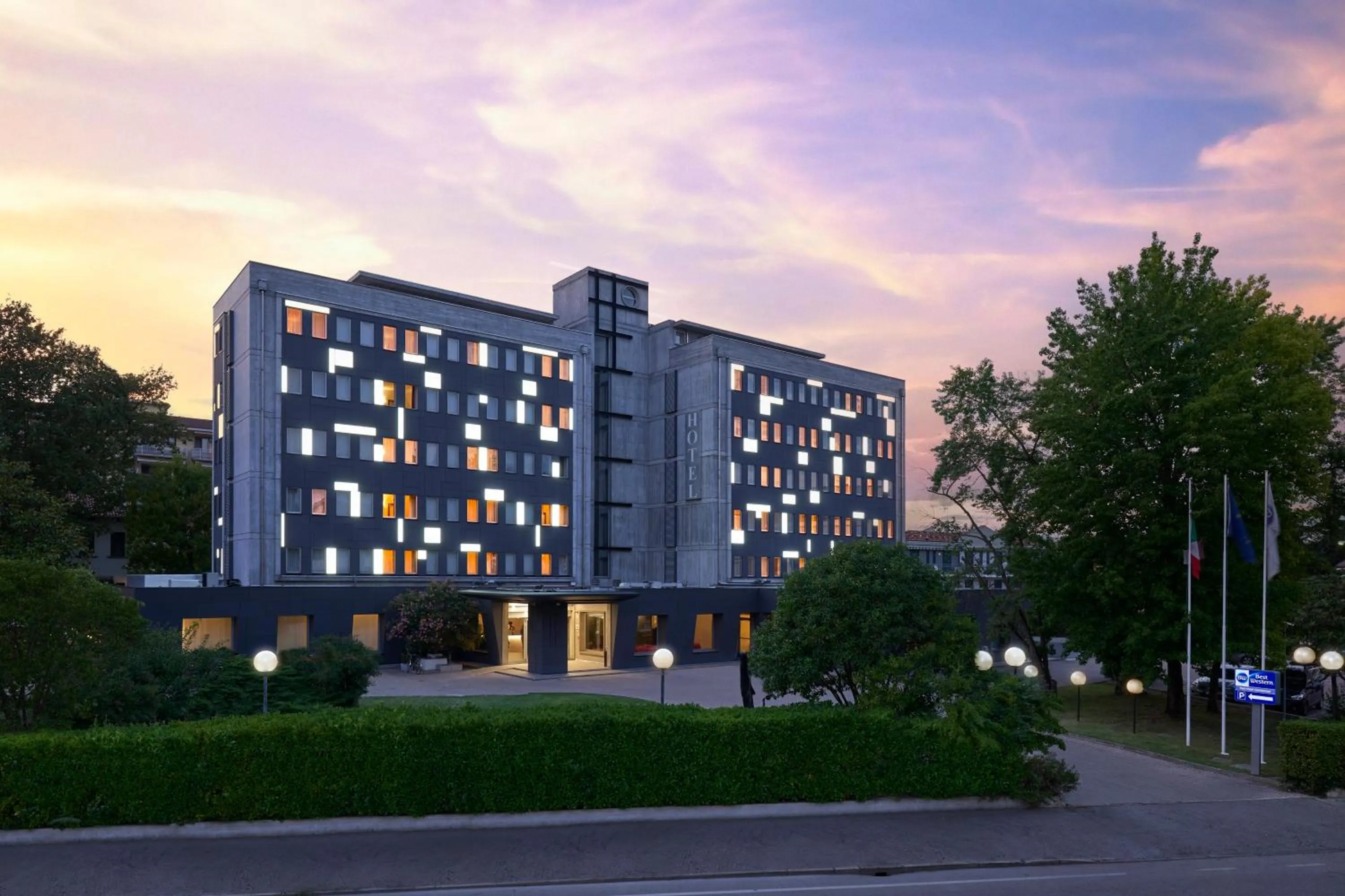 Property building in Best Western Park Hotel Continental