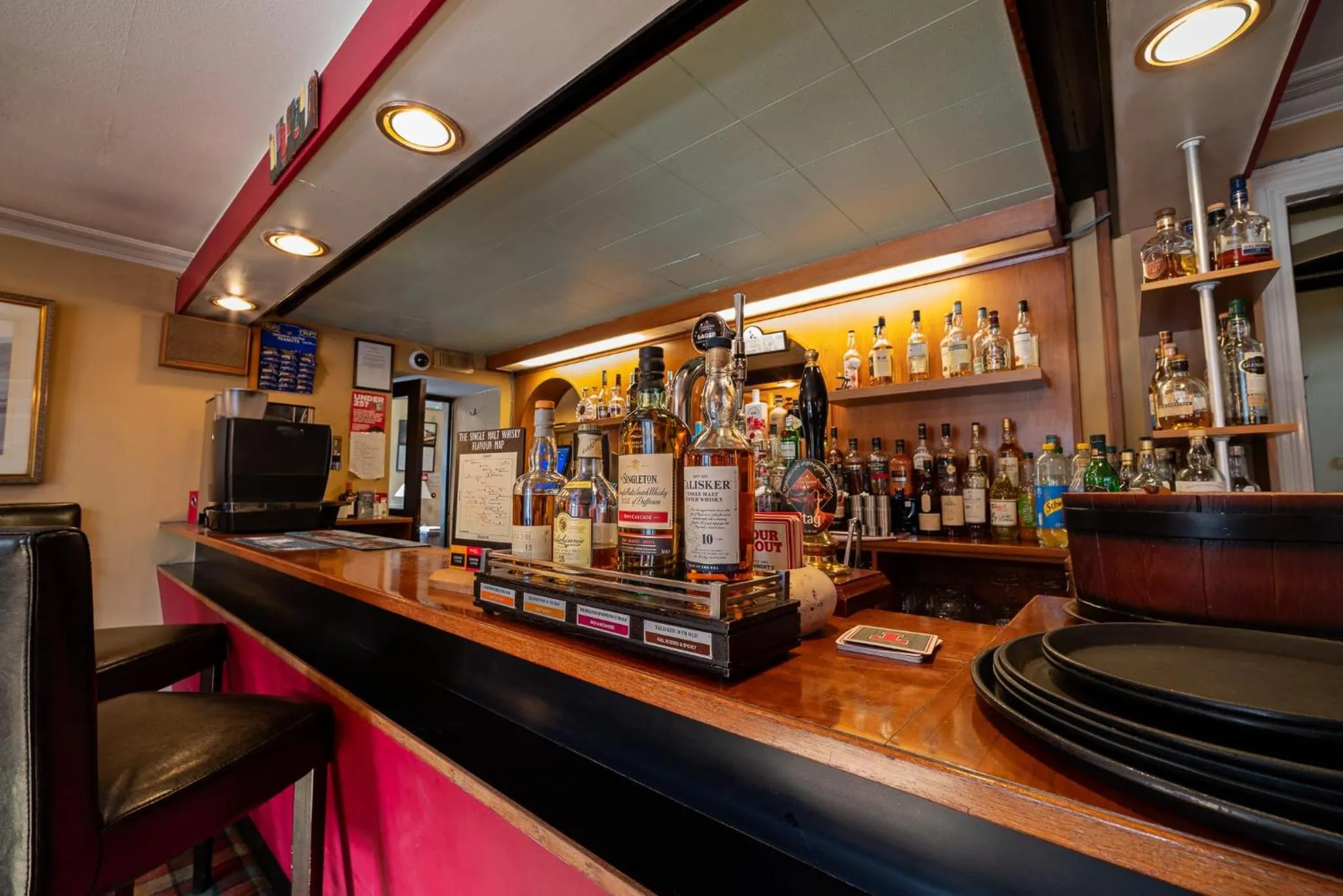 Drinks in The Rowan Tree Country Hotel