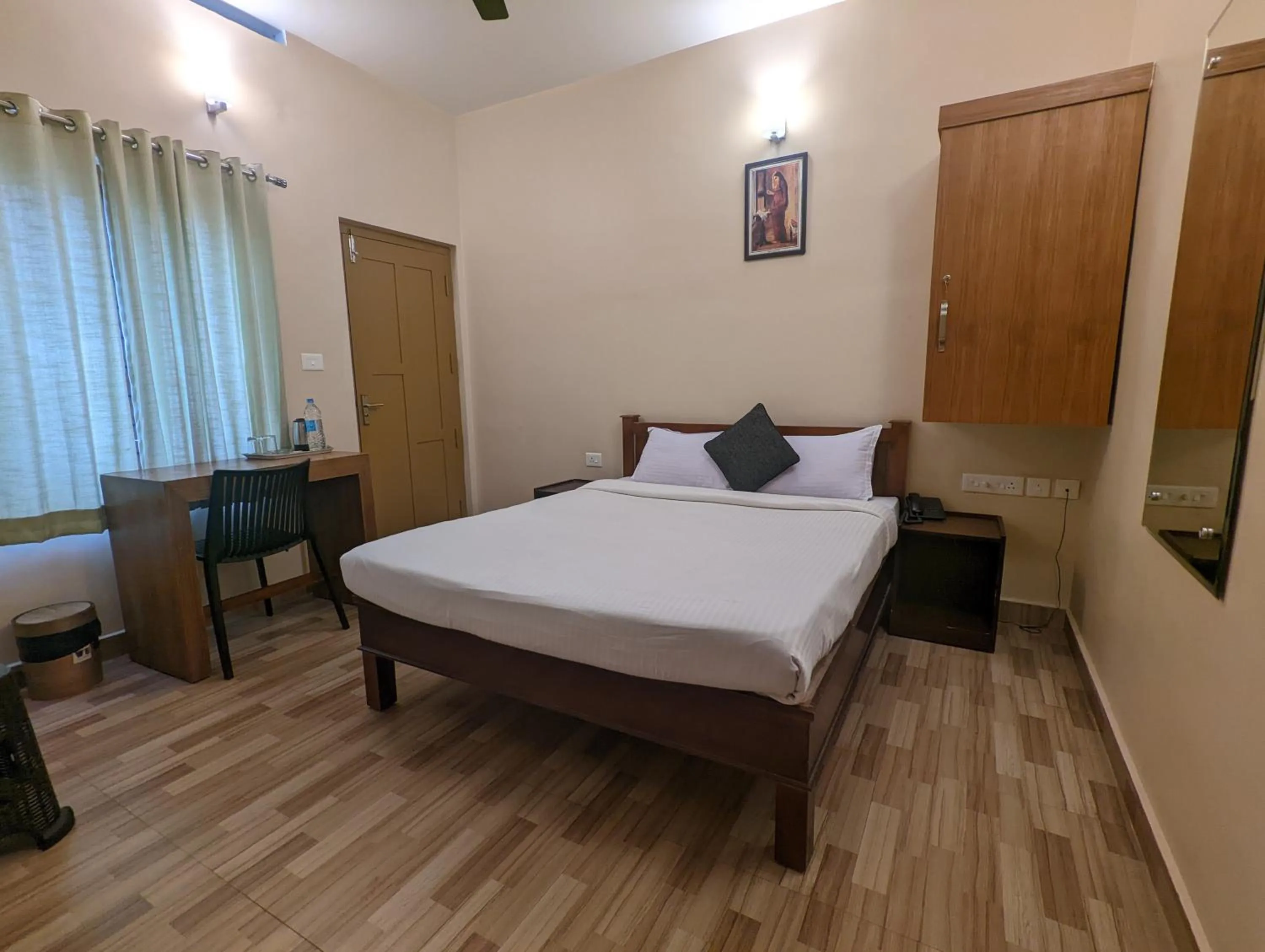 Photo of the whole room, Bed in Ayursakthi Riverdale