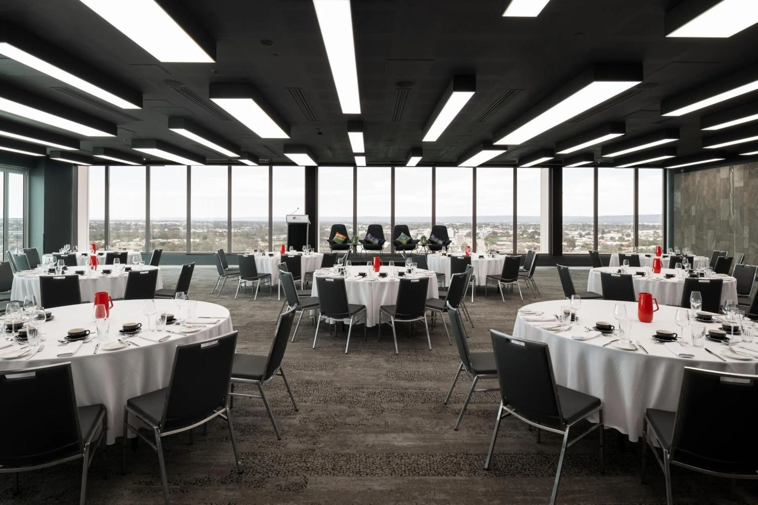 Meeting/conference room in Aloft Perth