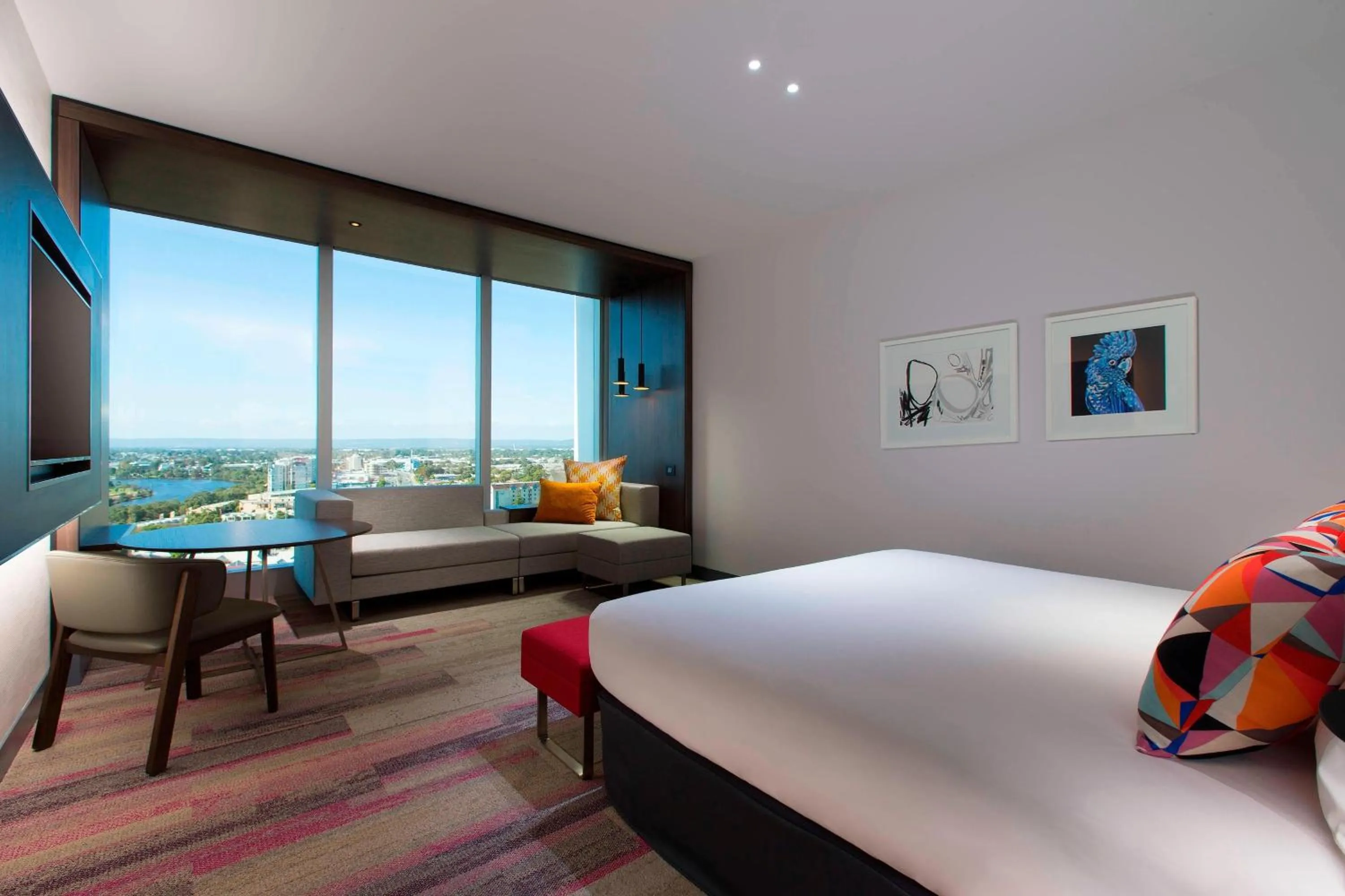 Photo of the whole room, Bed in Aloft Perth