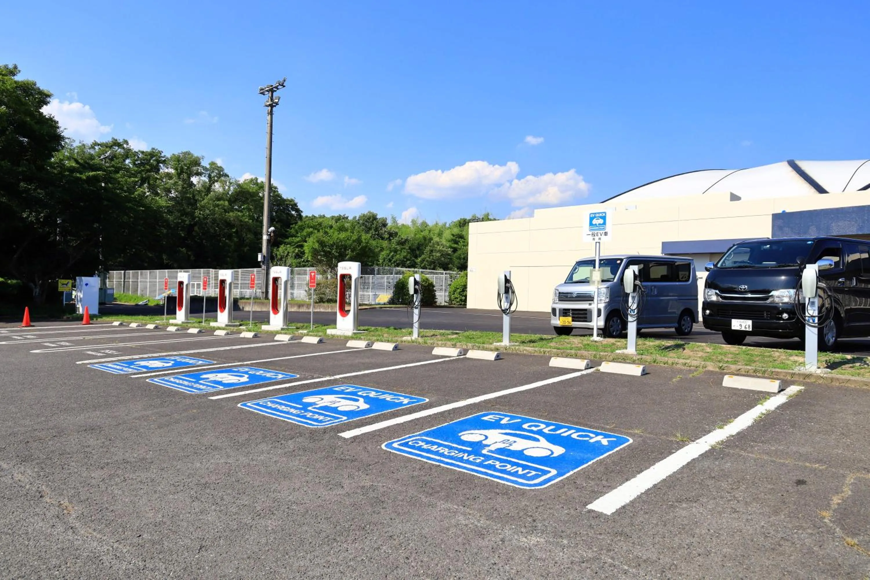 Parking in Hill Hotel Sunpia Iga